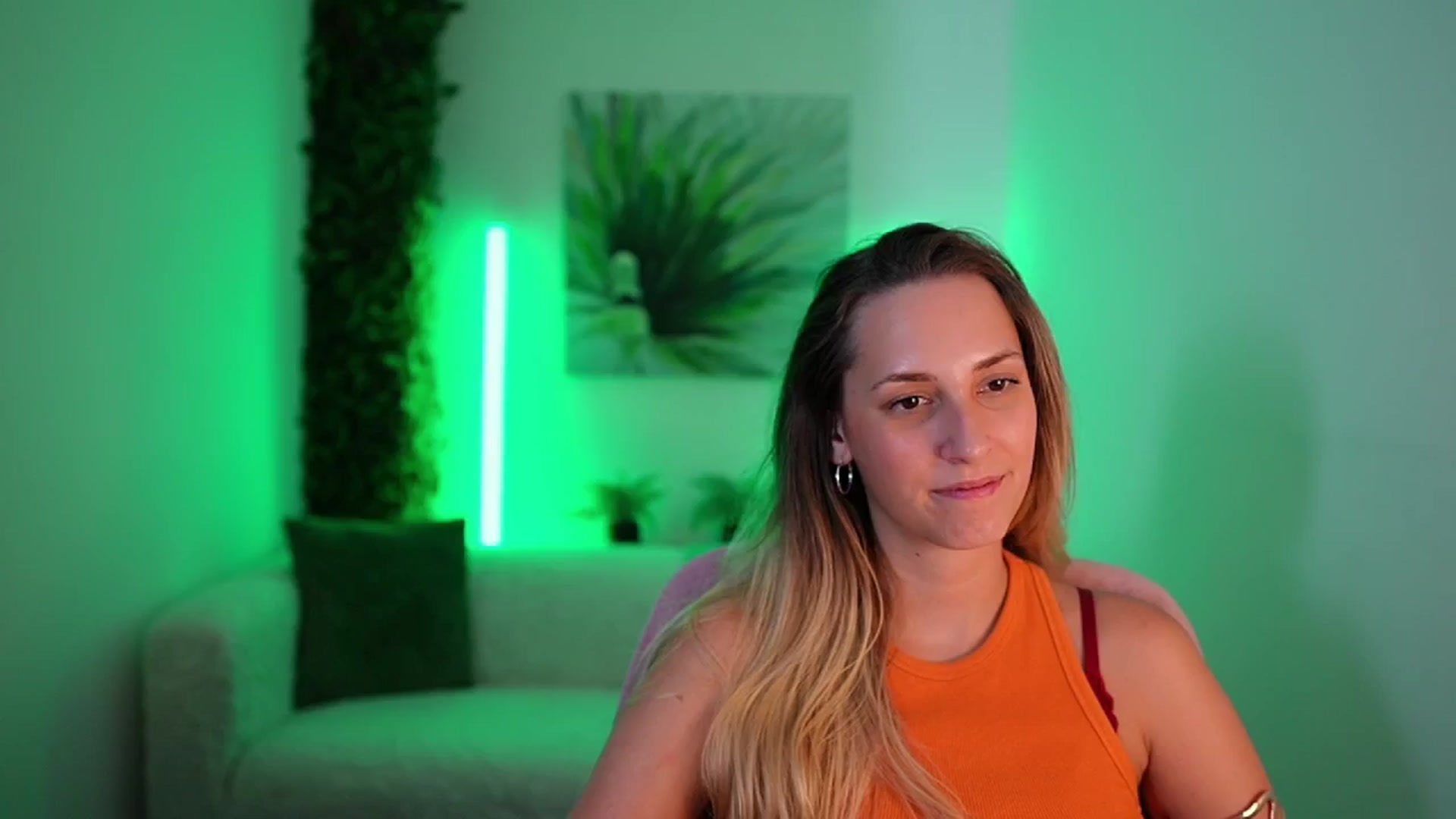 Gallery image thumbnail from Agatha_Vega's myfreecams stream on, 08/31/2024, 23:00 image 12 of 20