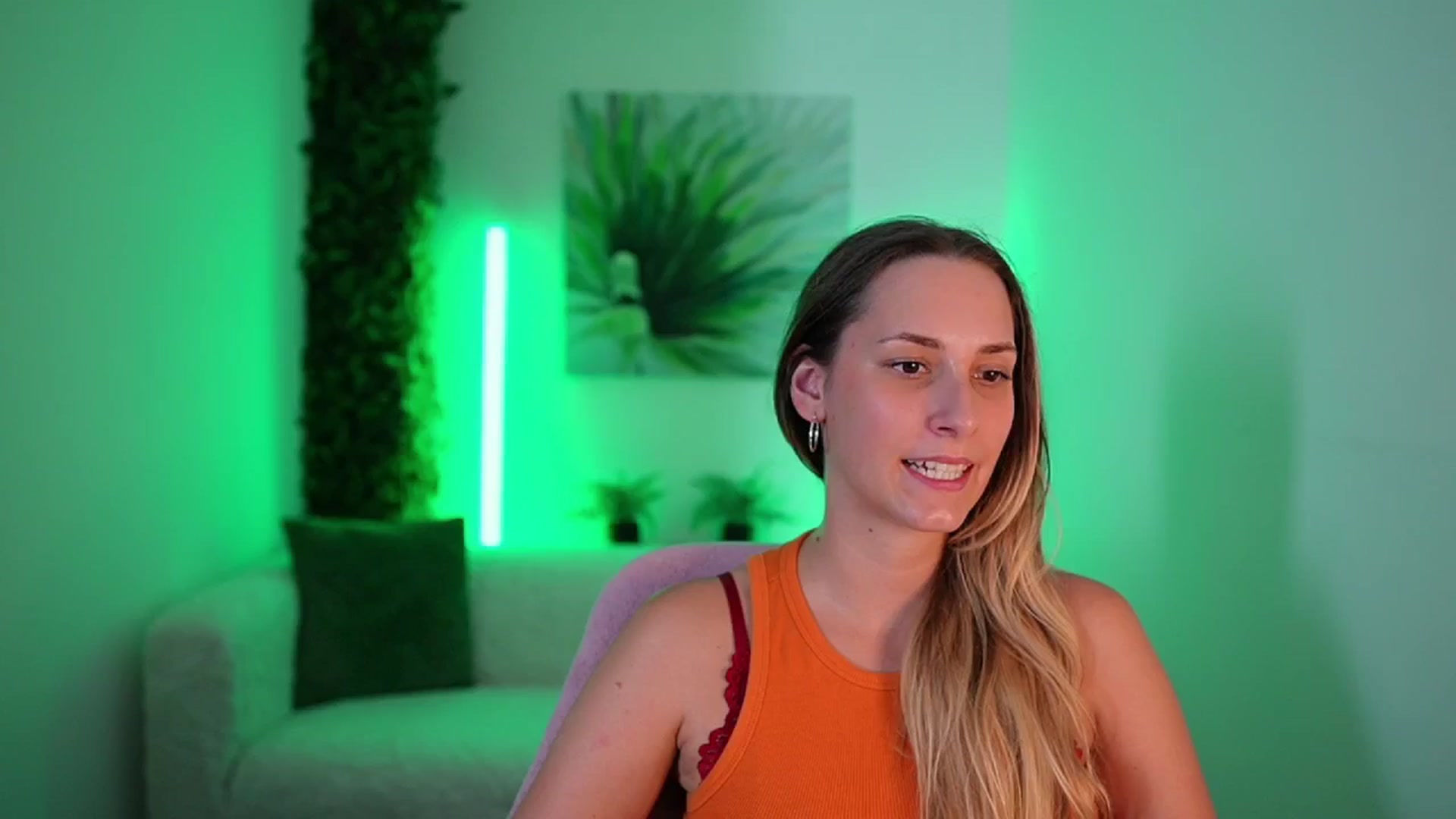 Gallery image thumbnail from Agatha_Vega's myfreecams stream on, 08/31/2024, 23:25 image 2 of 20