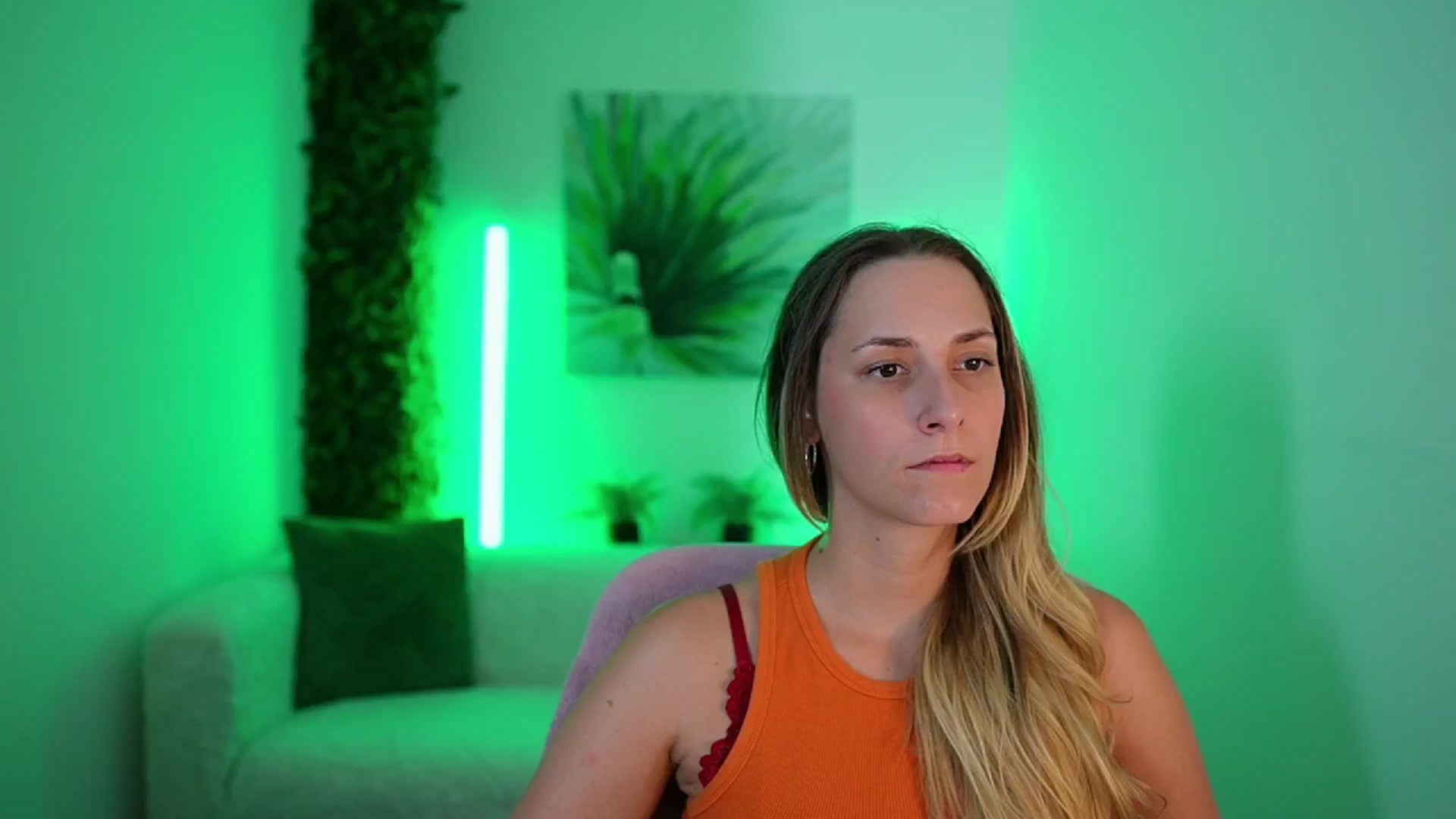 Gallery image thumbnail from Agatha_Vega's myfreecams stream on, 08/31/2024, 23:25 image 13 of 20