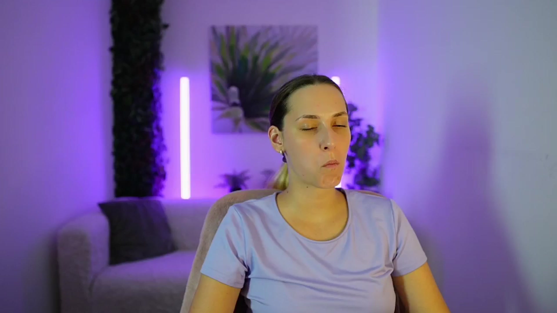 Gallery image thumbnail from Agatha_Vega's myfreecams stream on, 09/09/2024, 21:34 image 16 of 20