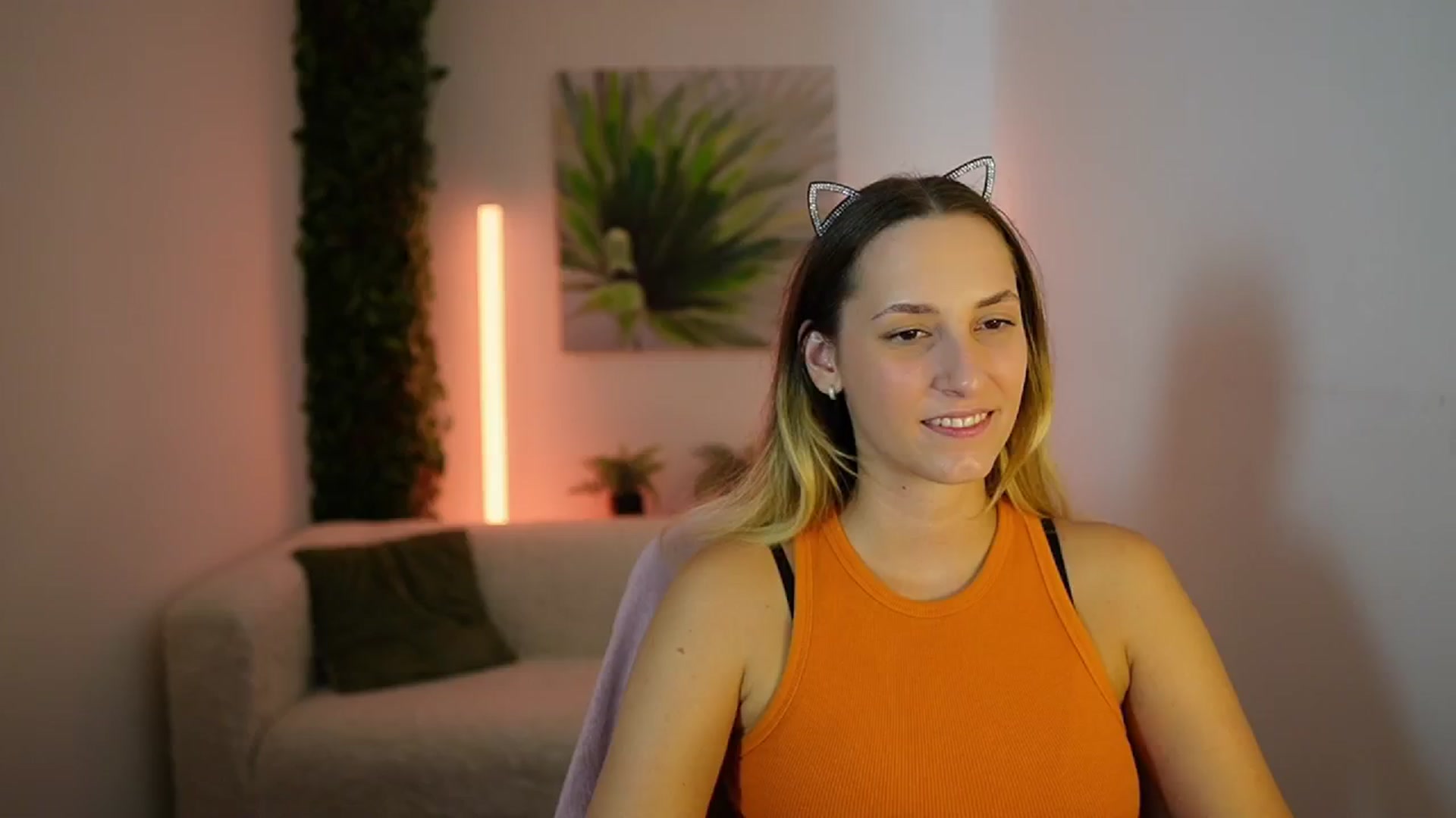 Gallery image thumbnail from Agatha_Vega's myfreecams stream on, 09/10/2024, 19:37 image 5 of 20
