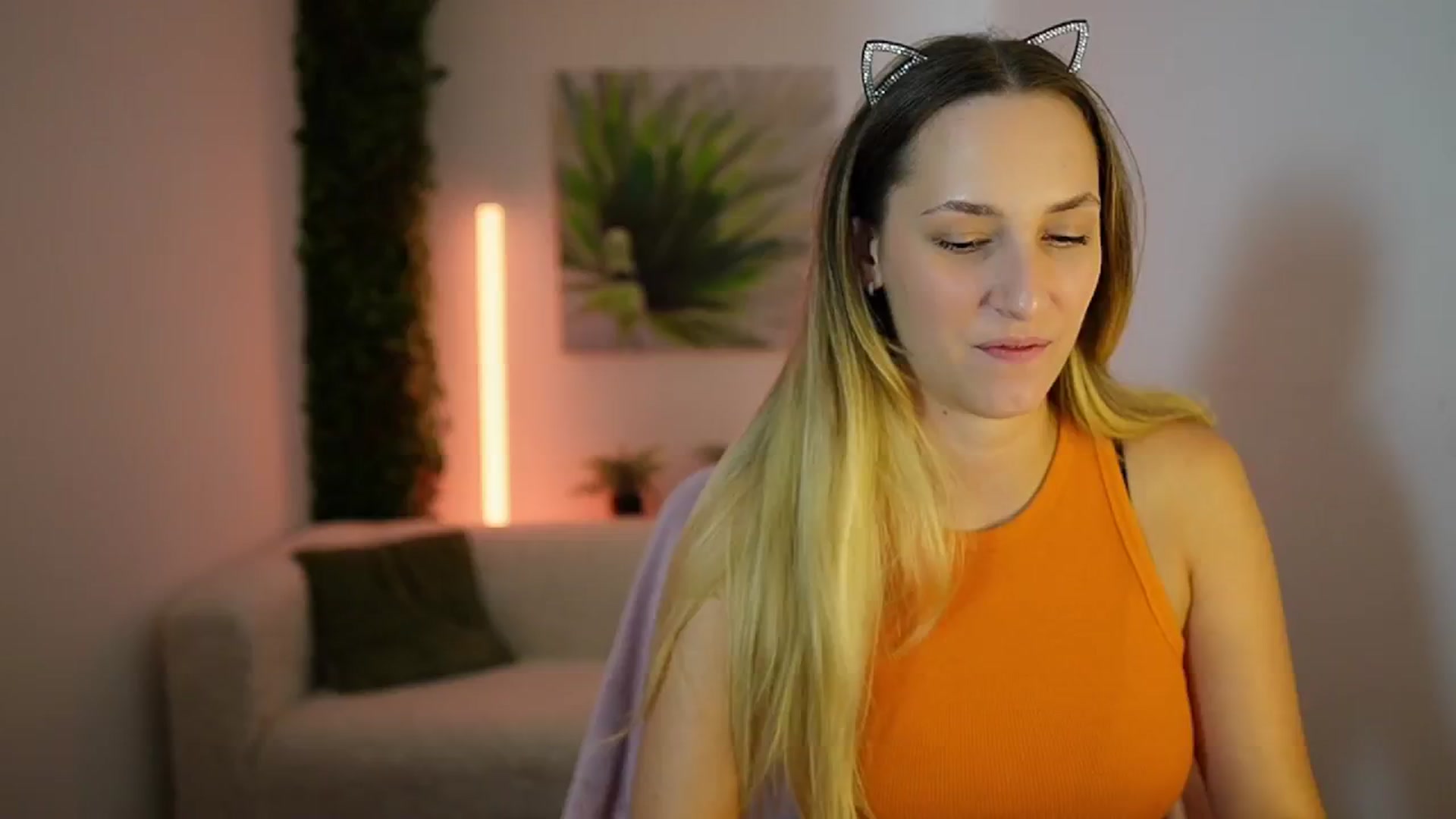 Gallery image thumbnail from Agatha_Vega's myfreecams stream on, 09/10/2024, 19:37 image 8 of 20