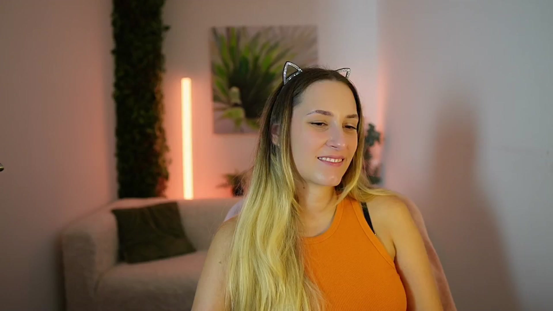 Gallery image thumbnail from Agatha_Vega's myfreecams stream on, 09/10/2024, 19:37 image 19 of 20