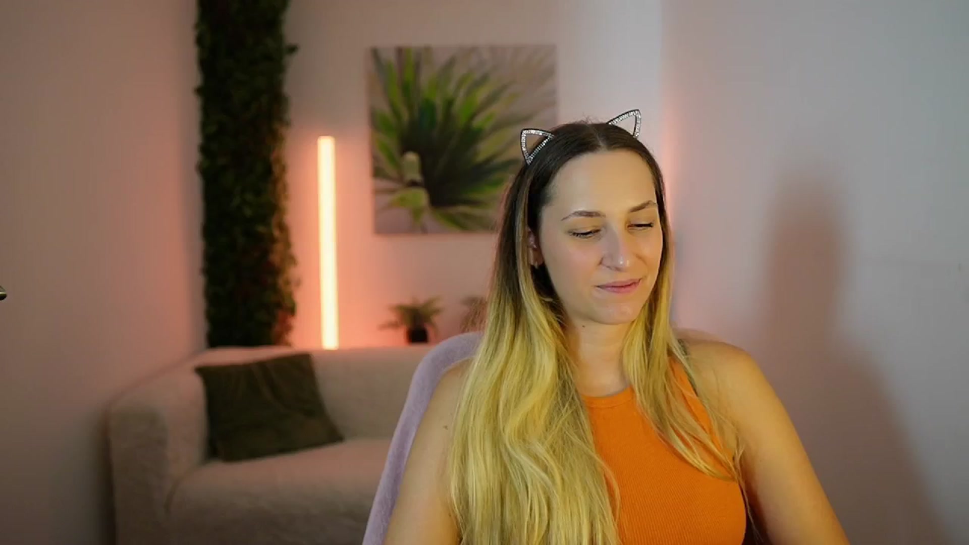 Gallery image thumbnail from Agatha_Vega's myfreecams stream on, 09/10/2024, 19:37 image 10 of 20