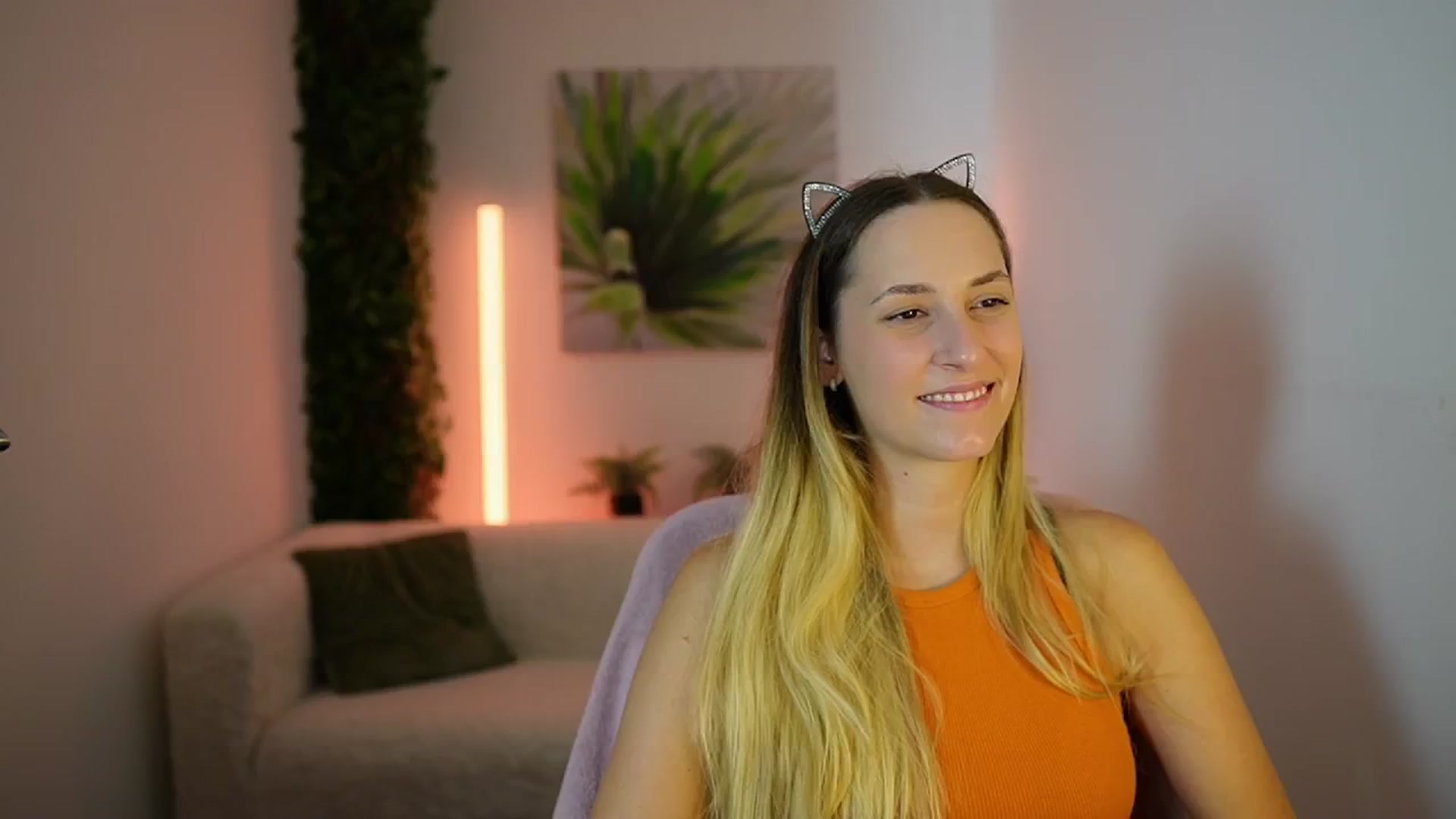 Gallery image thumbnail from Agatha_Vega's myfreecams stream on, 09/10/2024, 19:37 image 9 of 20