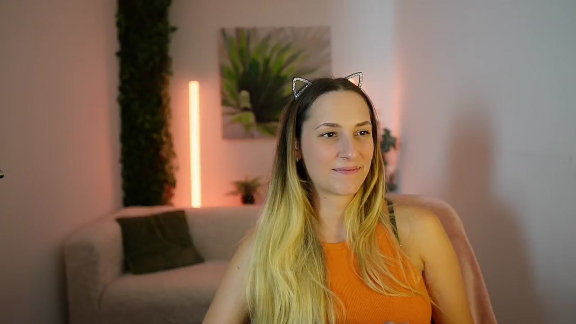 Gallery image thumbnail from Agatha_Vega's myfreecams stream on, 09/10/2024, 19:37 image 12 of 20