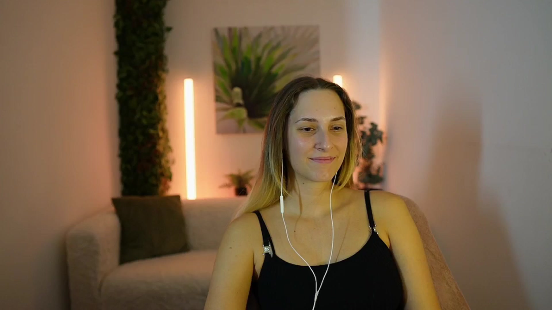 Gallery image thumbnail from Agatha_Vega's myfreecams stream on, 09/12/2024, 21:00 image 10 of 20
