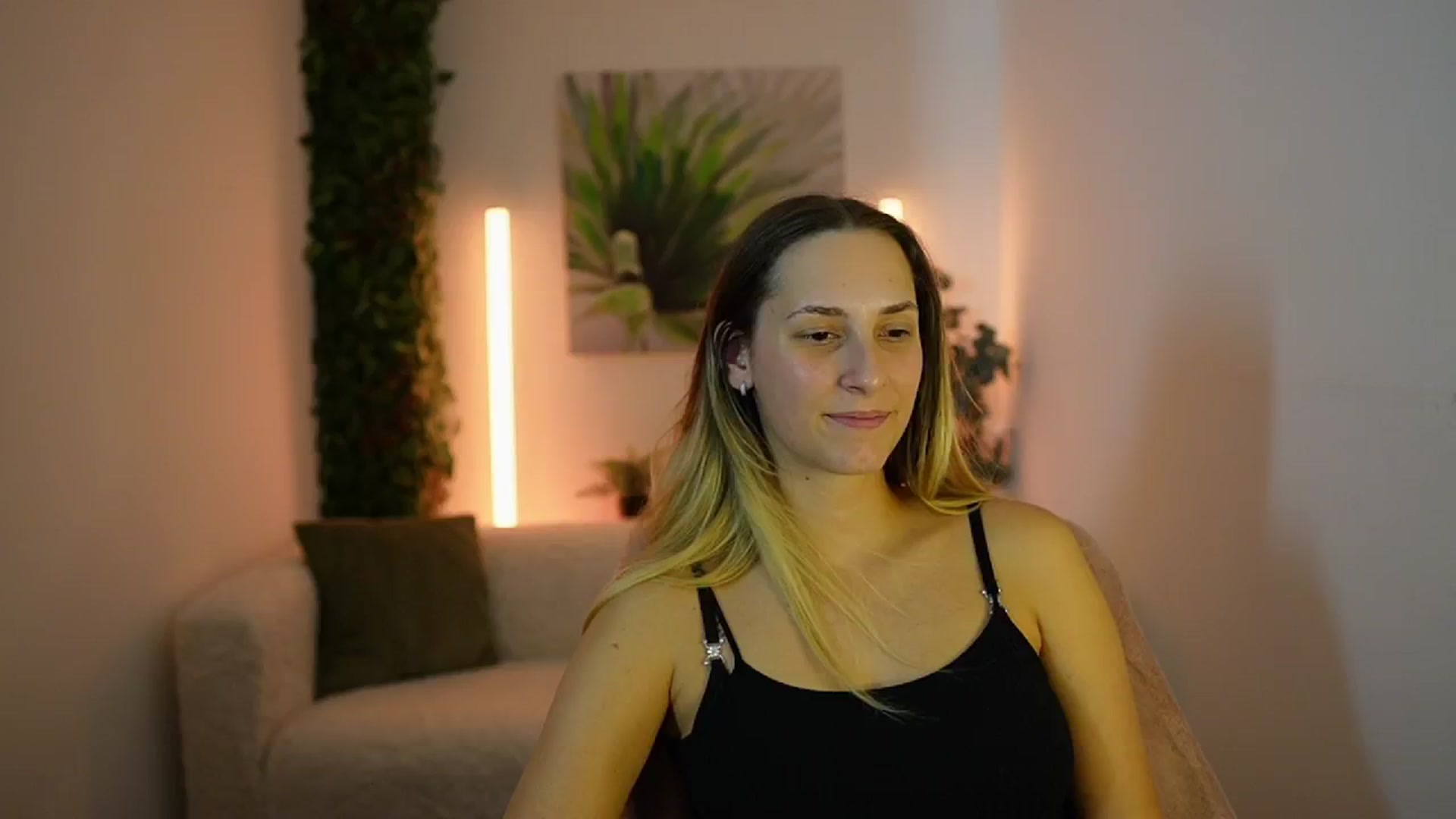 Gallery image thumbnail from Agatha_Vega's myfreecams stream on, 09/12/2024, 21:00 image 3 of 20