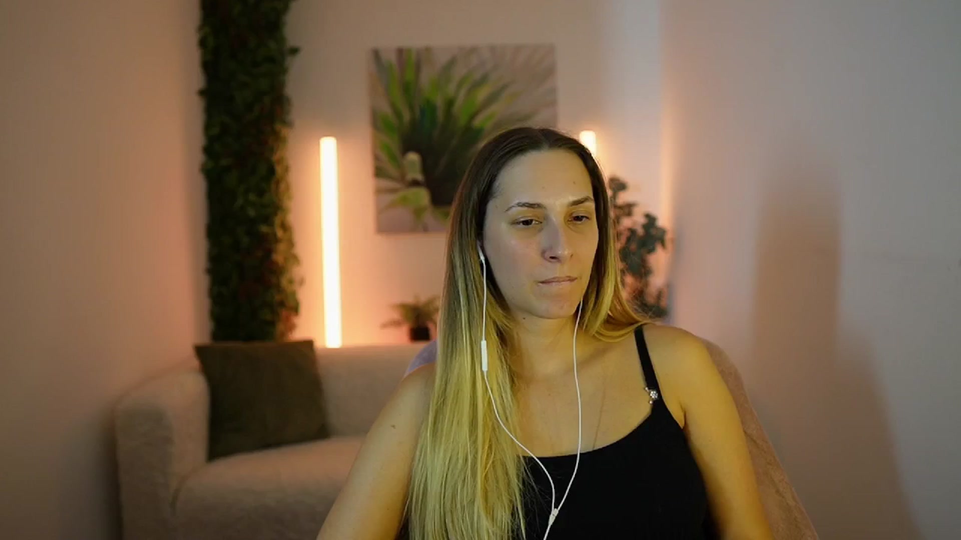 Gallery image thumbnail from Agatha_Vega's myfreecams stream on, 09/12/2024, 21:00 image 5 of 20