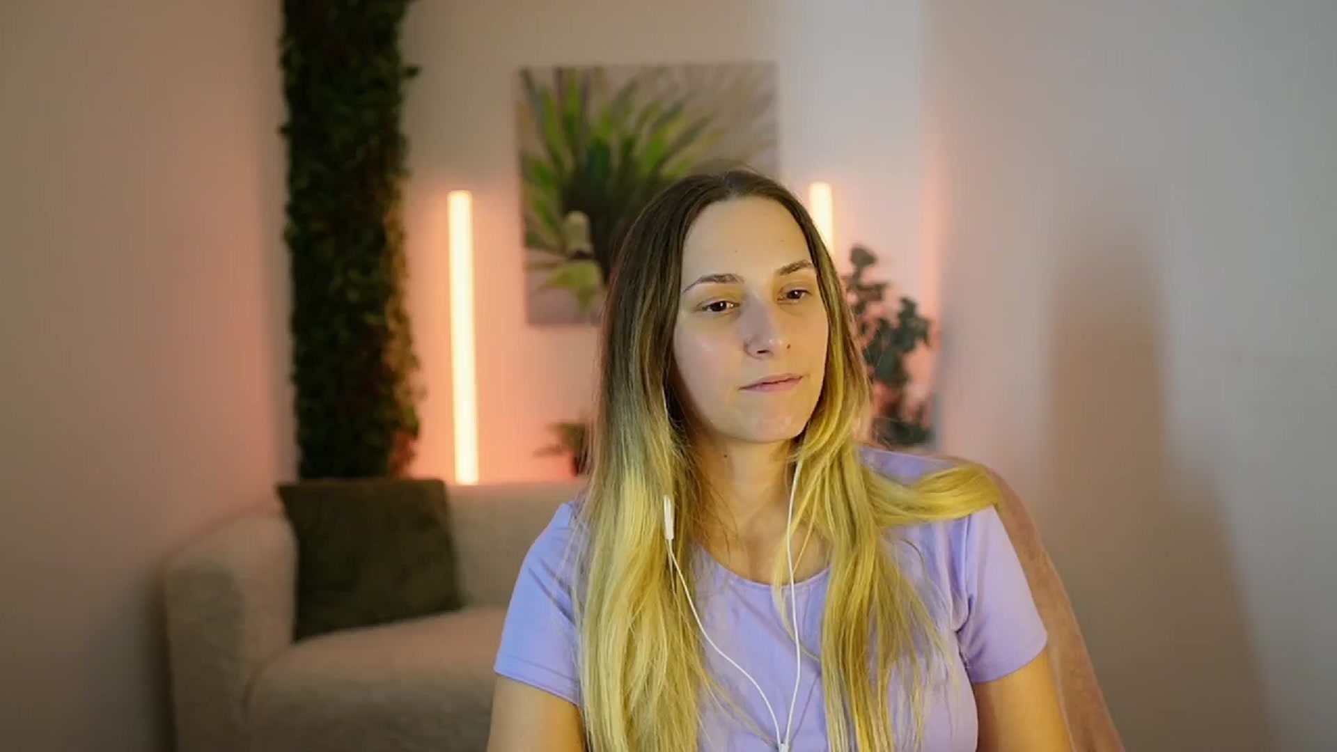 Gallery image thumbnail from Agatha_Vega's myfreecams stream on, 09/13/2024, 18:44 image 15 of 20