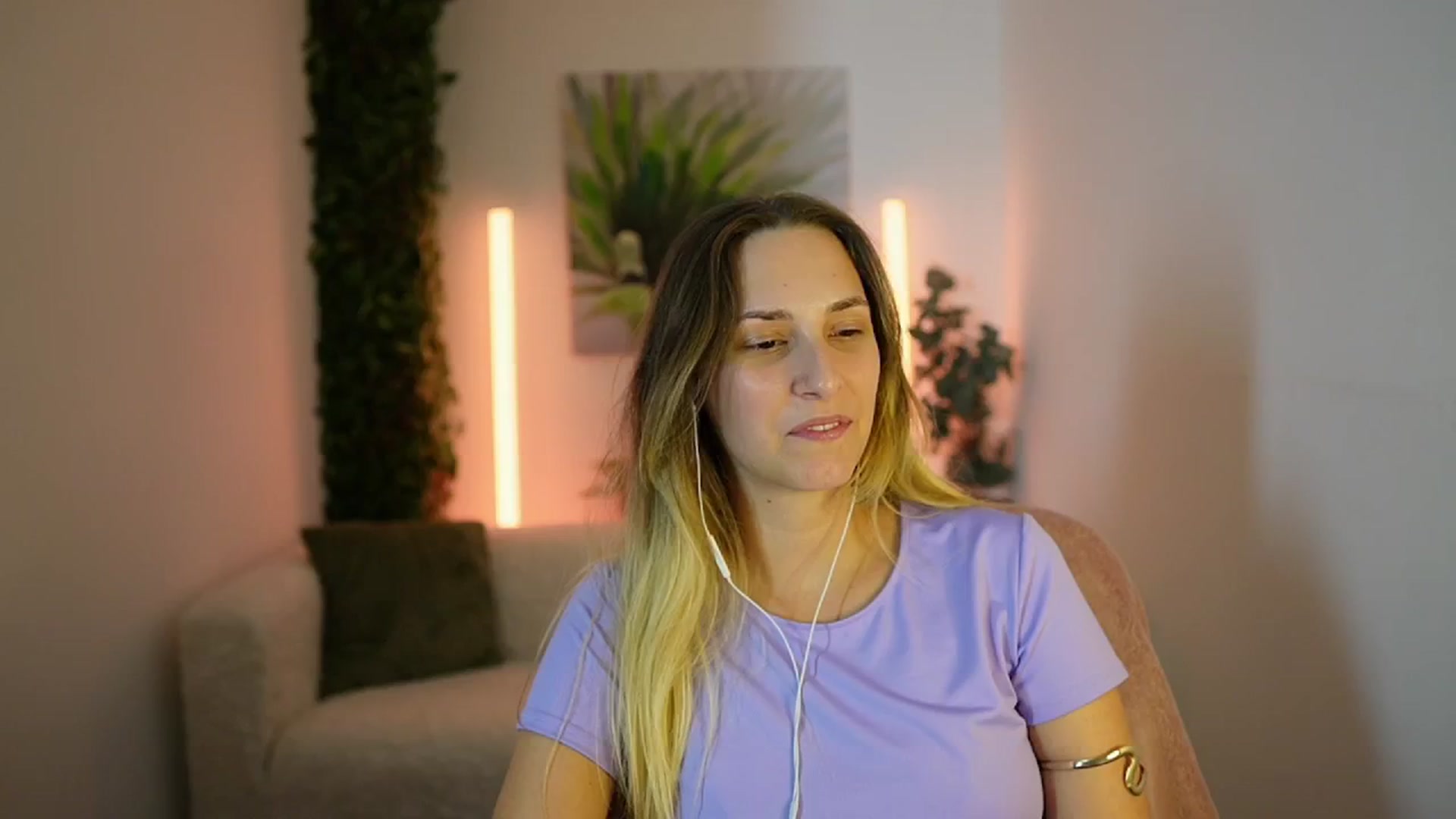Gallery image thumbnail from Agatha_Vega's myfreecams stream on, 09/13/2024, 19:52 image 11 of 20