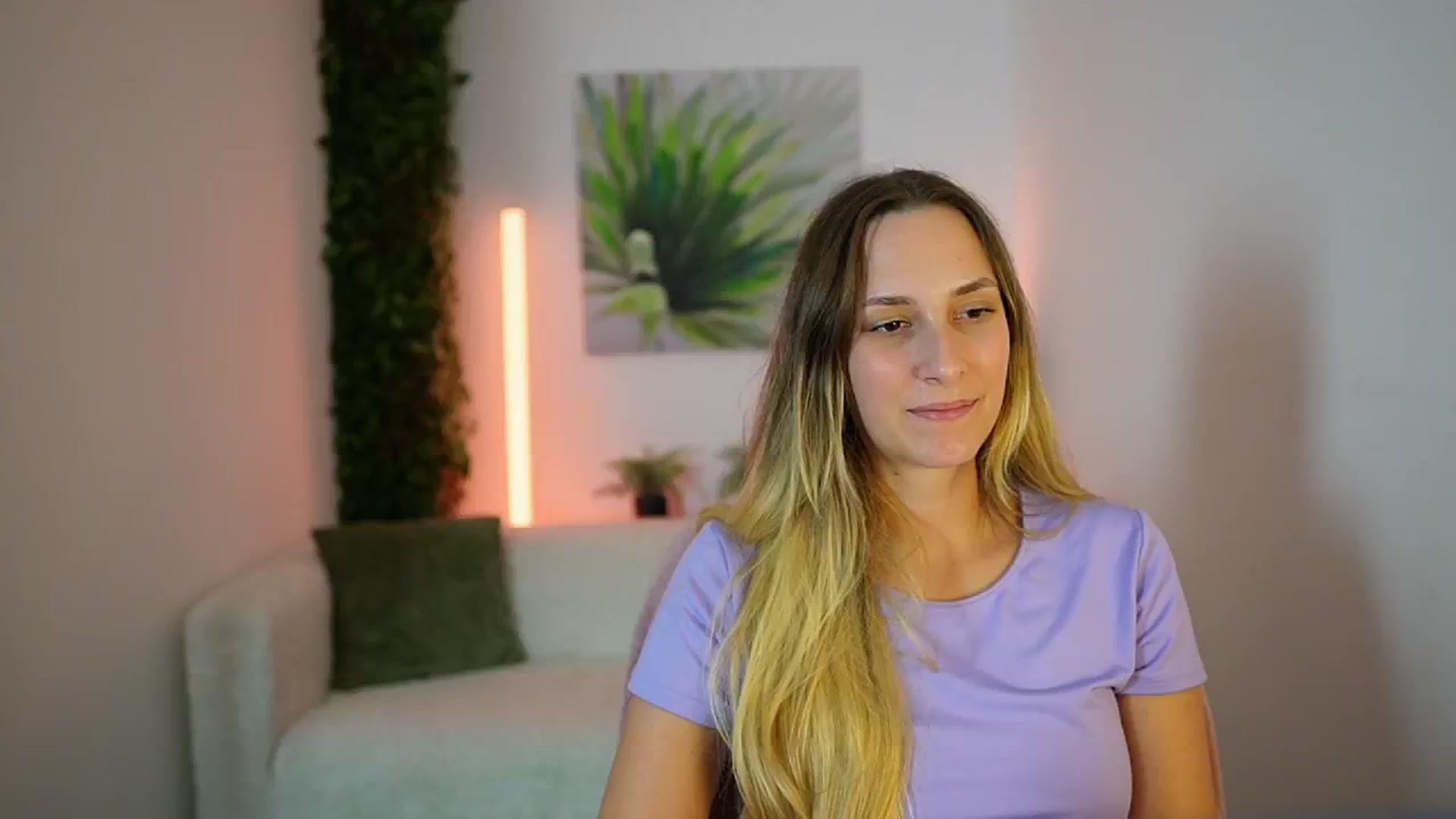 Gallery image thumbnail from Agatha_Vega's myfreecams stream on, 09/15/2024, 21:10 image 3 of 20