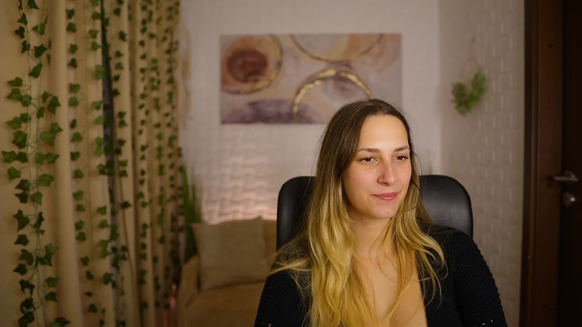 Gallery image thumbnail from Agatha_Vega's myfreecams stream on, 10/02/2024, 19:02 image 11 of 20