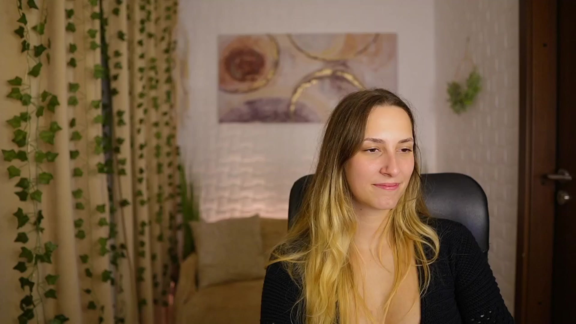 Gallery image thumbnail from Agatha_Vega's myfreecams stream on, 10/02/2024, 19:02 image 7 of 20