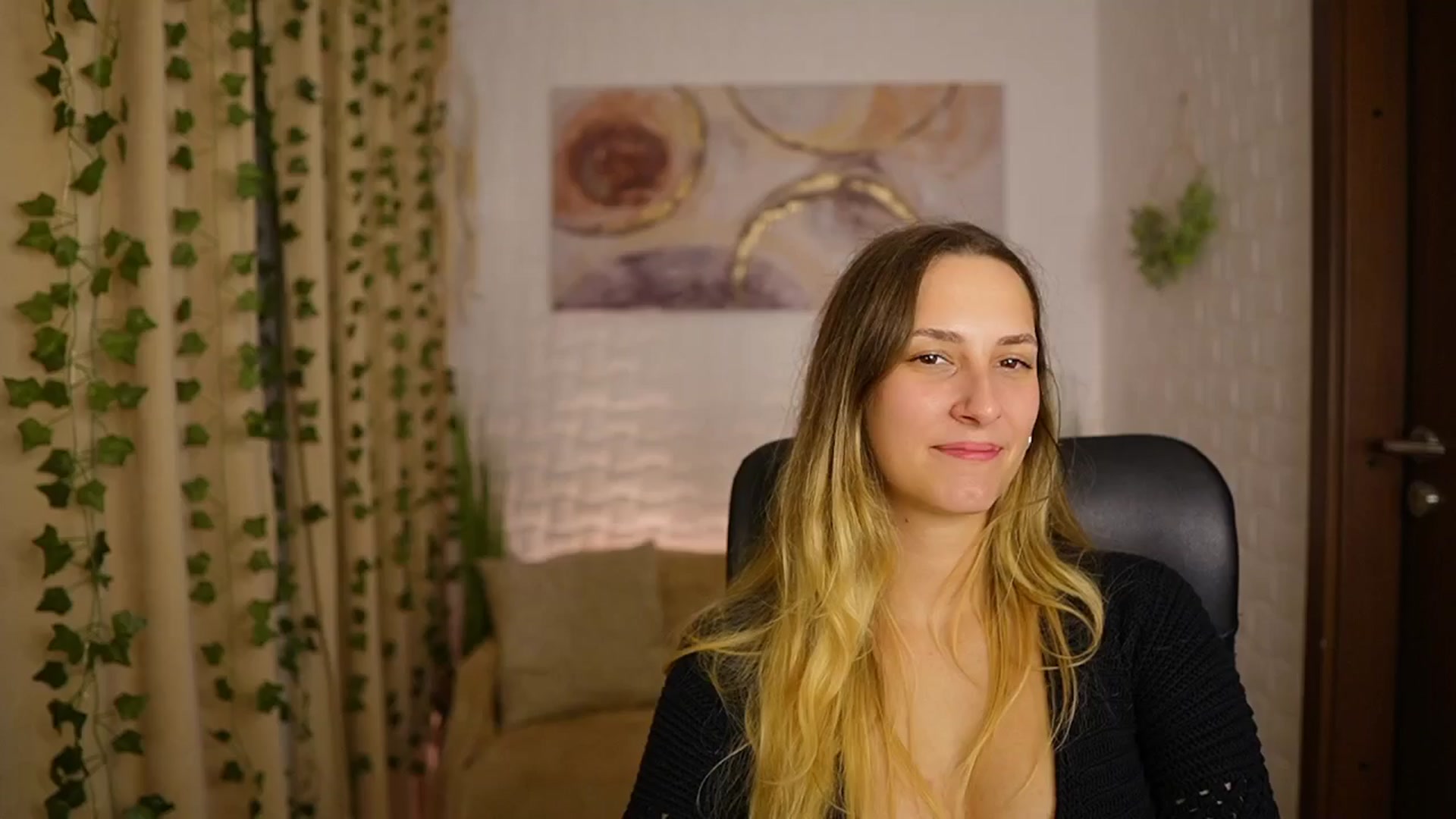 Gallery image thumbnail from Agatha_Vega's myfreecams stream on, 10/02/2024, 19:02 image 8 of 20