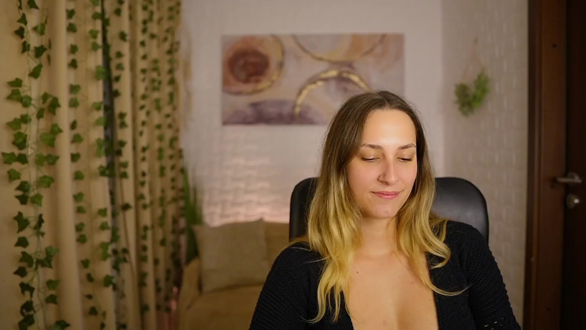 Gallery image thumbnail from Agatha_Vega's myfreecams stream on, 10/02/2024, 19:02 image 14 of 20