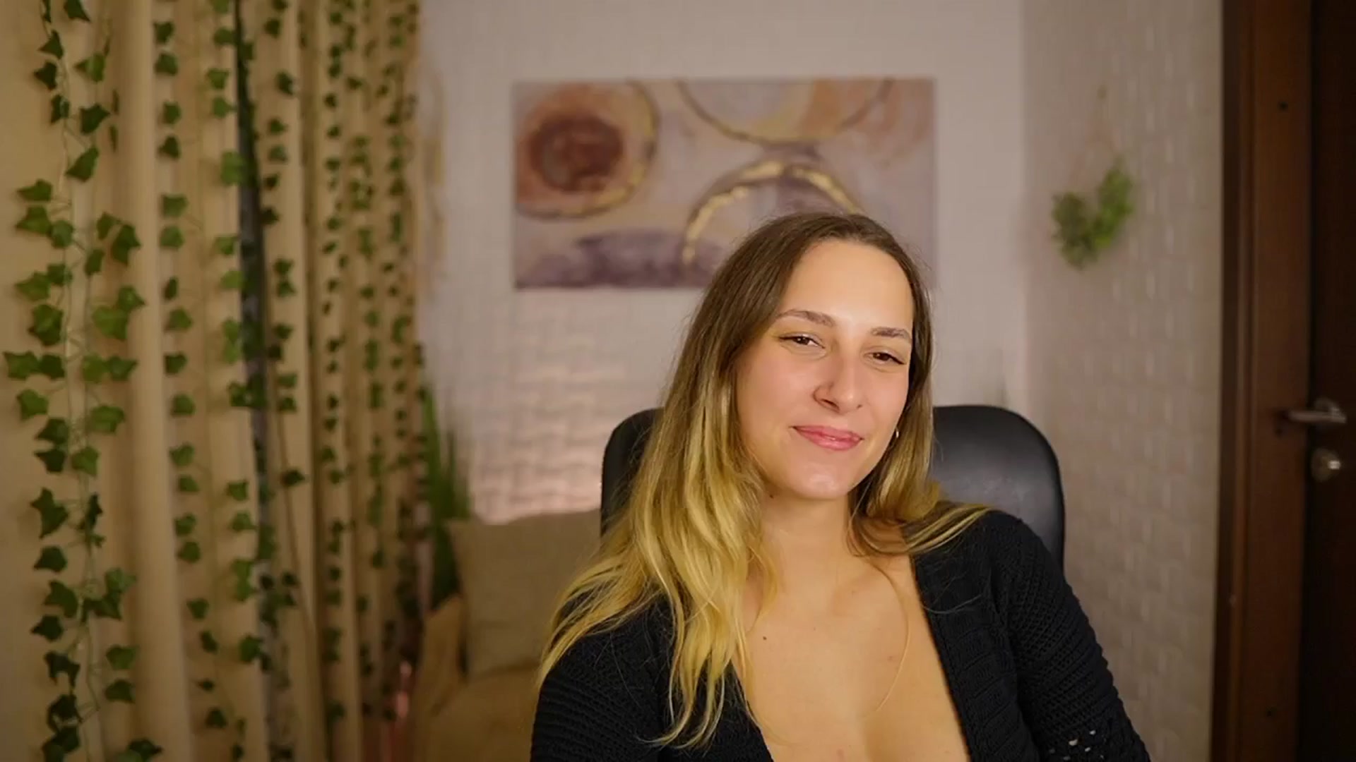 Gallery image thumbnail from Agatha_Vega's myfreecams stream on, 10/02/2024, 19:02 image 19 of 20