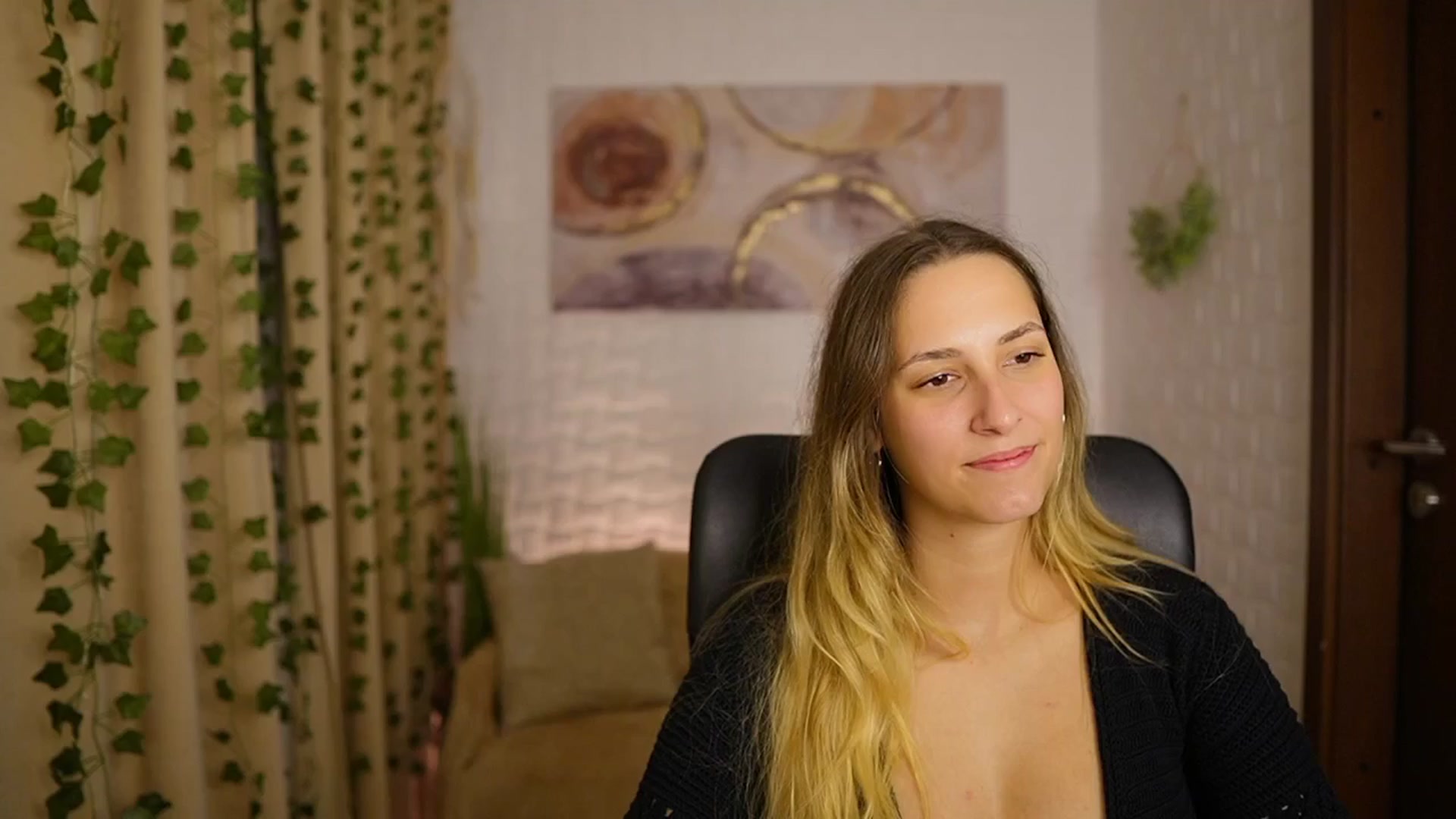 Gallery image thumbnail from Agatha_Vega's myfreecams stream on, 10/02/2024, 19:34 image 11 of 20
