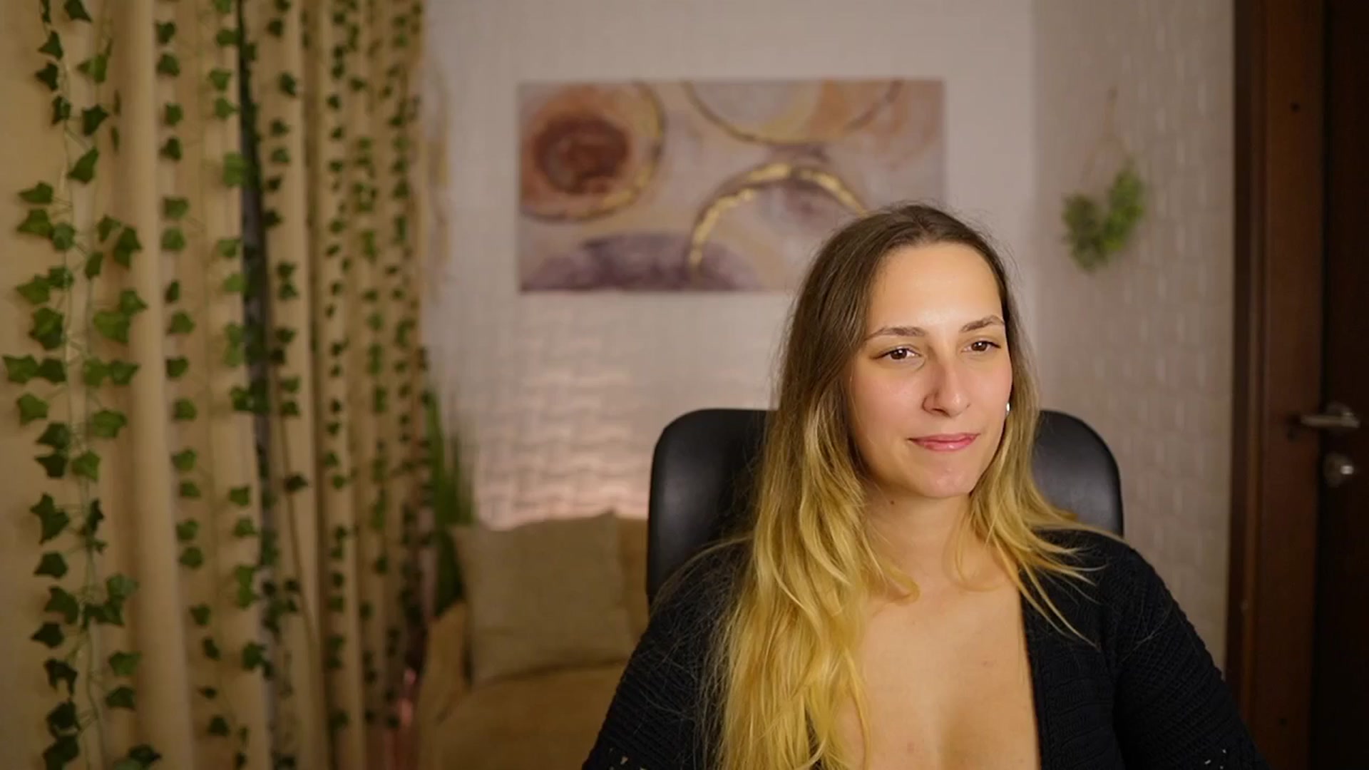 Gallery image thumbnail from Agatha_Vega's myfreecams stream on, 10/02/2024, 19:34 image 12 of 20