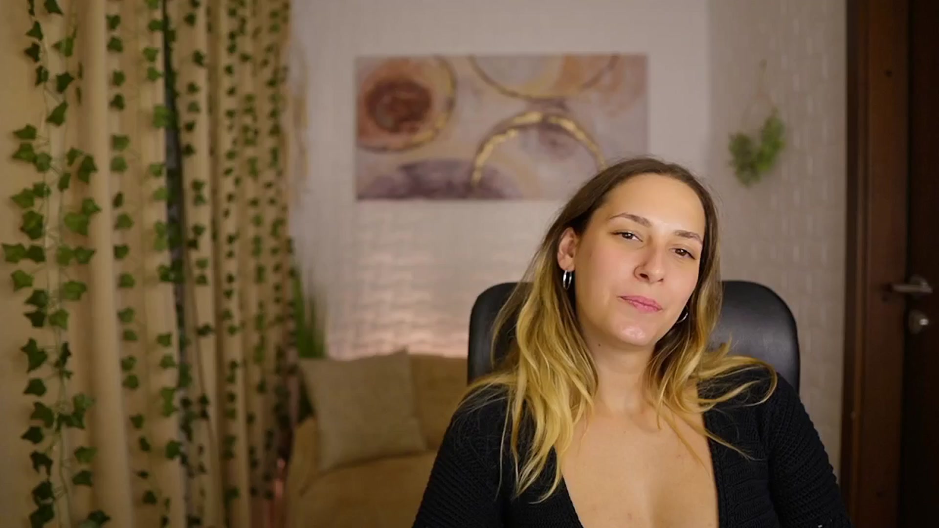 Gallery image thumbnail from Agatha_Vega's myfreecams stream on, 10/02/2024, 19:34 image 20 of 20
