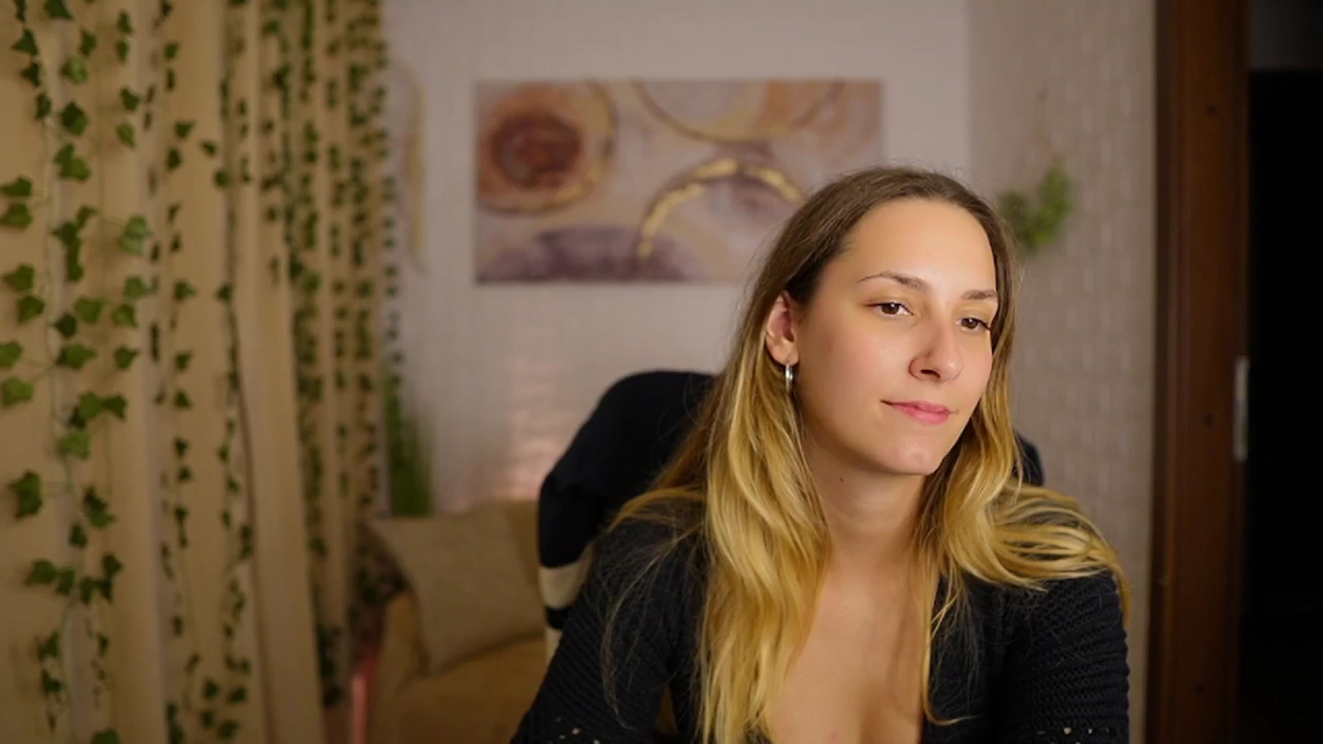 Gallery image thumbnail from Agatha_Vega's myfreecams stream on, 10/02/2024, 22:13 image 11 of 20