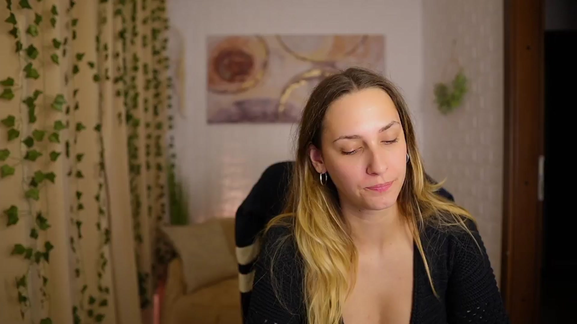 Gallery image thumbnail from Agatha_Vega's myfreecams stream on, 10/02/2024, 22:13 image 10 of 20