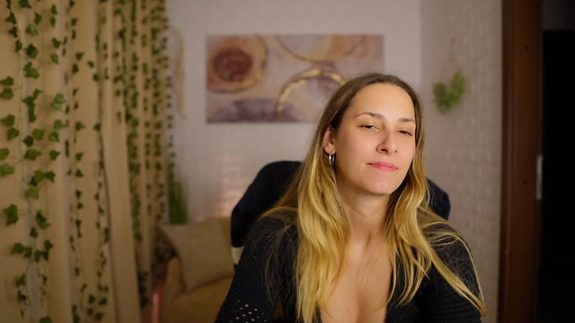 Gallery image thumbnail from Agatha_Vega's myfreecams stream on, 10/02/2024, 22:13 image 16 of 20