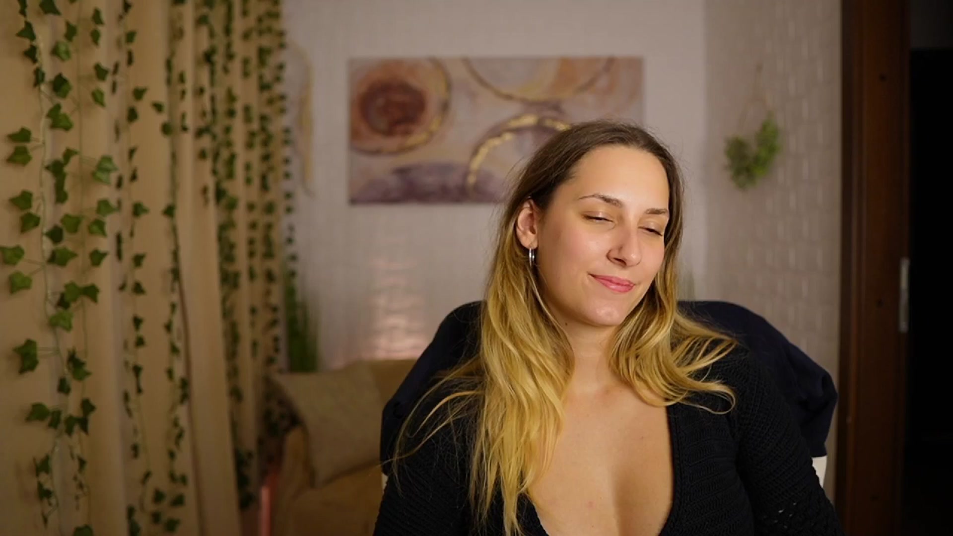 Gallery image thumbnail from Agatha_Vega's myfreecams stream on, 10/02/2024, 22:13 image 7 of 20
