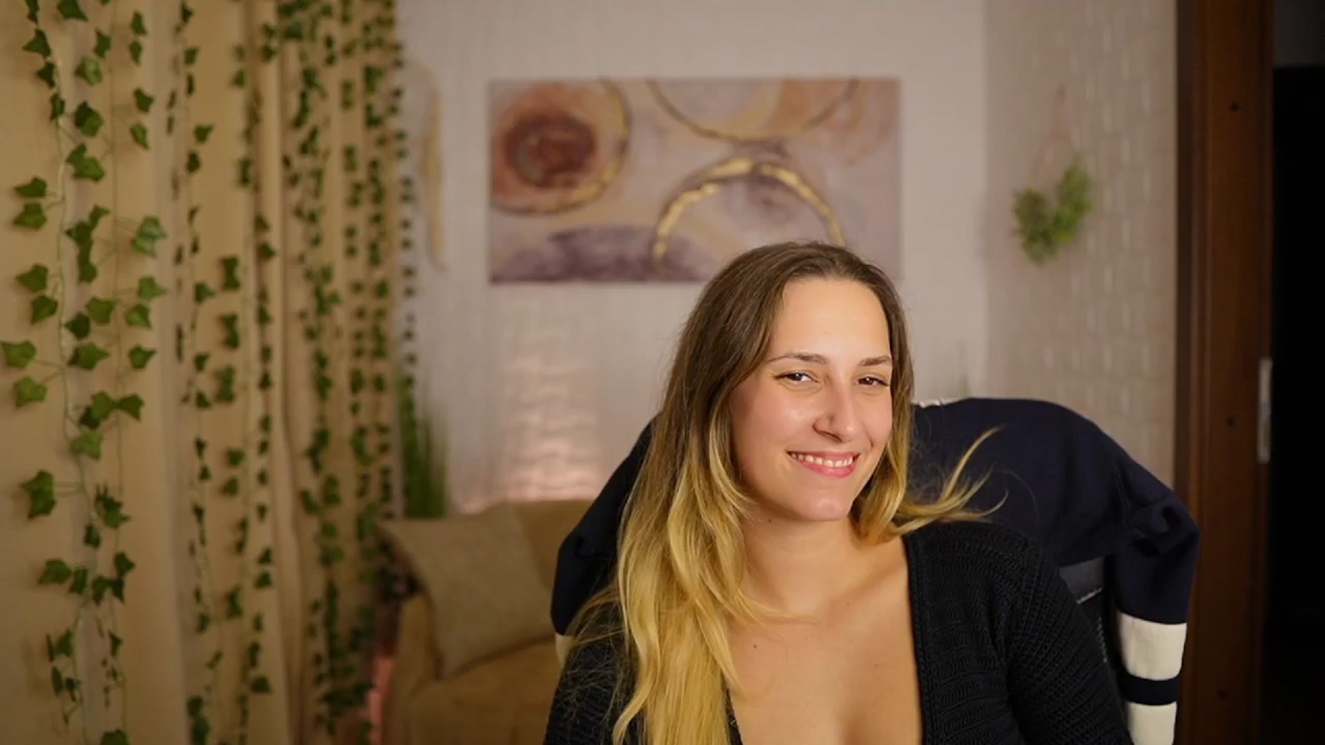 Gallery image thumbnail from Agatha_Vega's myfreecams stream on, 10/02/2024, 22:13 image 3 of 20