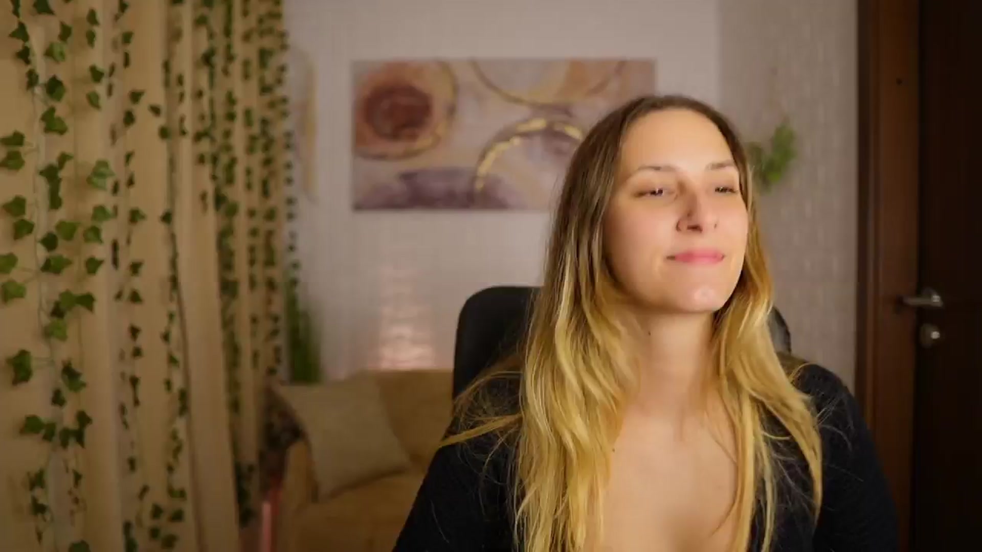 Gallery image thumbnail from Agatha_Vega's myfreecams stream on, 10/02/2024, 22:13 image 19 of 20