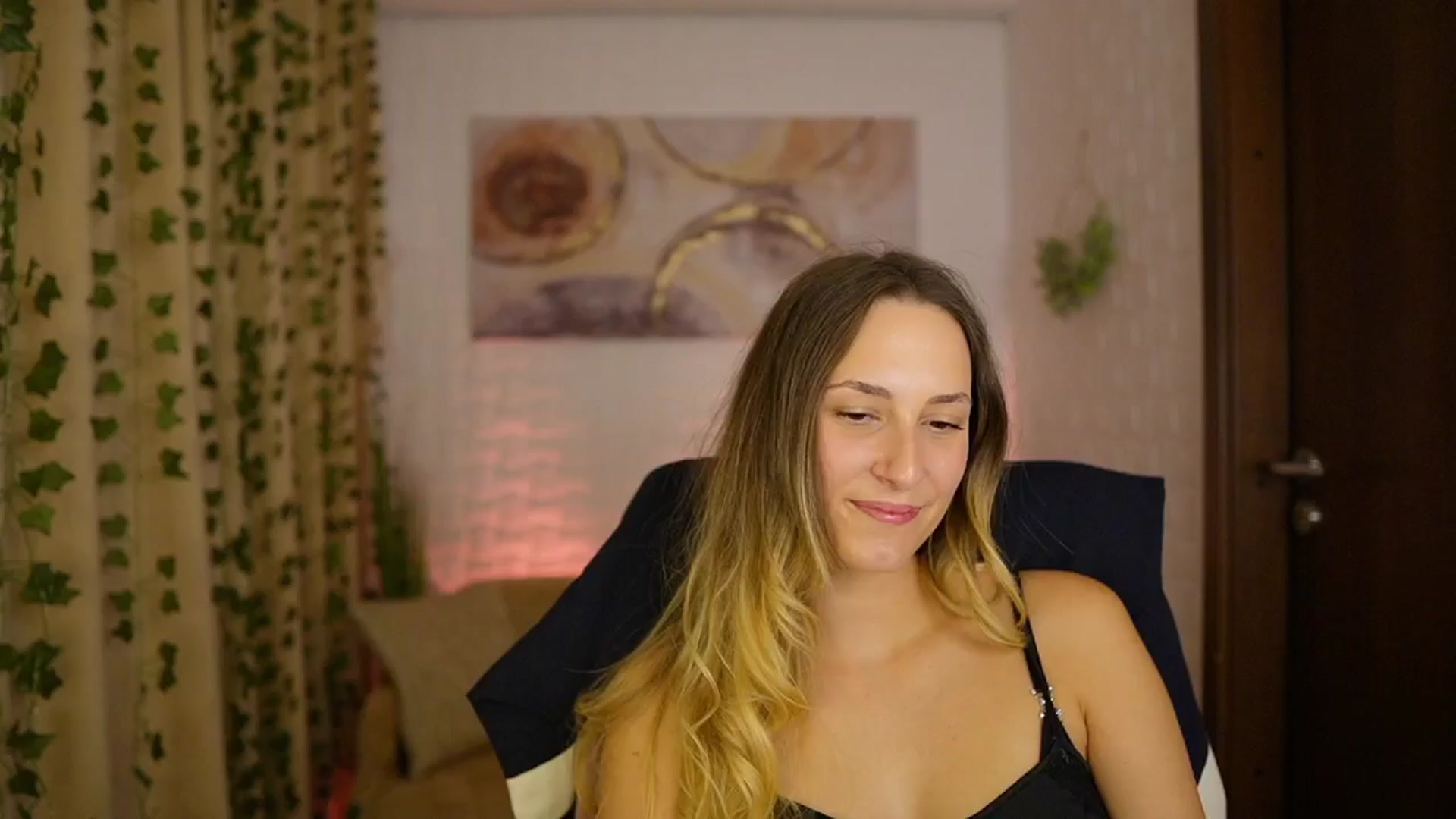 Gallery image thumbnail from Agatha_Vega's myfreecams stream on, 10/07/2024, 19:22 image 18 of 20