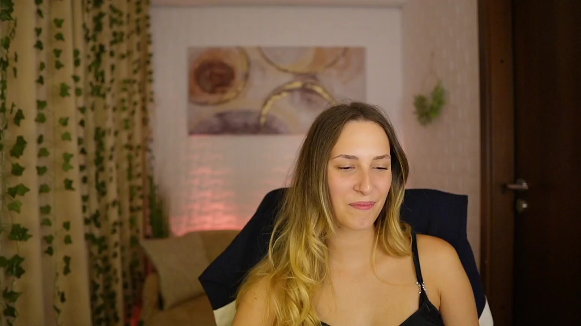 Gallery image thumbnail from Agatha_Vega's myfreecams stream on, 10/07/2024, 19:22 image 13 of 20