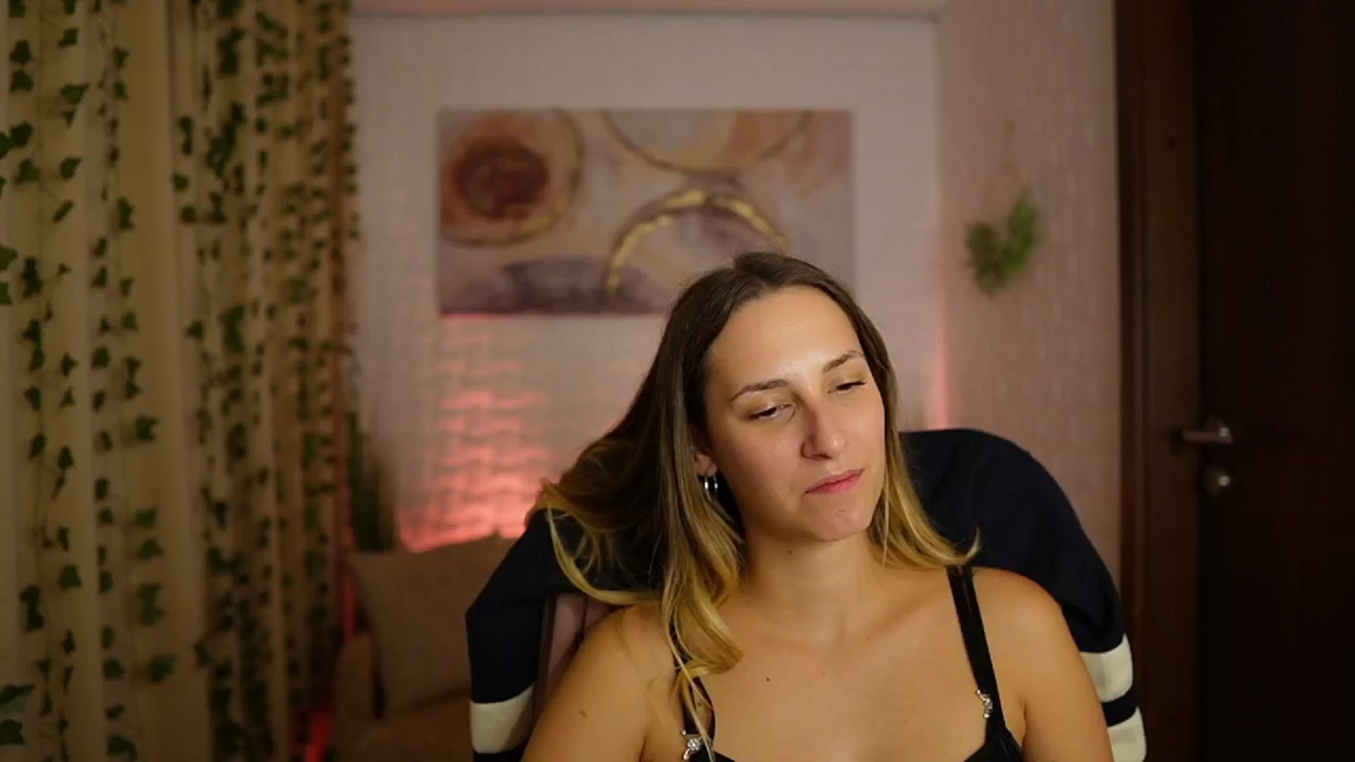 Gallery image thumbnail from Agatha_Vega's myfreecams stream on, 10/07/2024, 21:43 image 4 of 20
