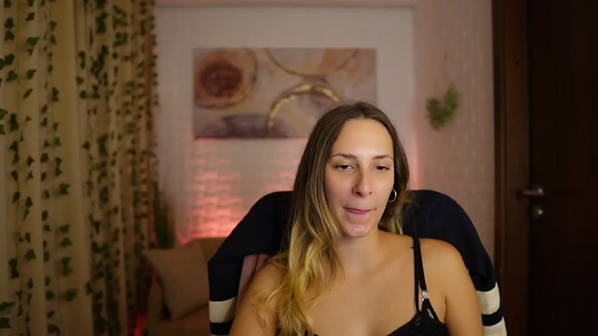 Gallery image thumbnail from Agatha_Vega's myfreecams stream on, 10/07/2024, 21:43 image 14 of 20