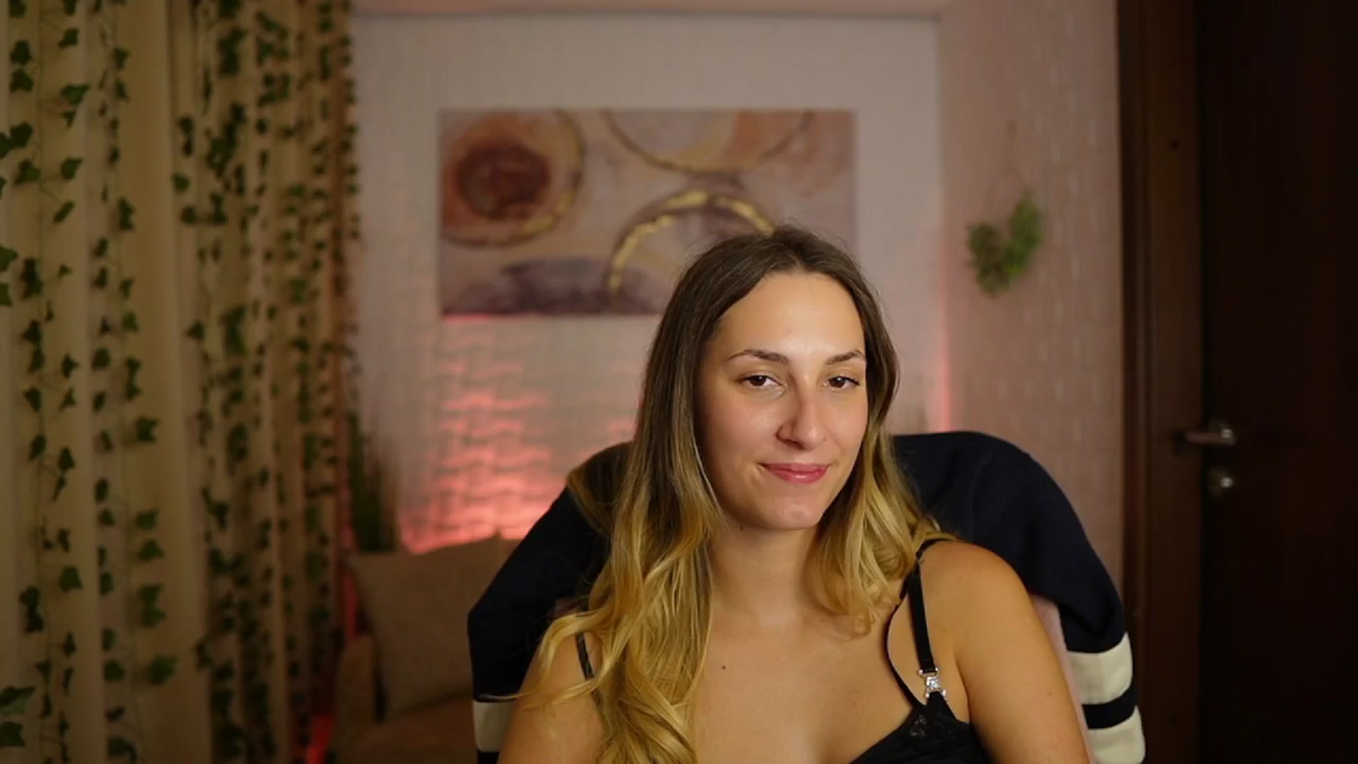 Gallery image thumbnail from Agatha_Vega's myfreecams stream on, 10/07/2024, 21:43 image 11 of 20