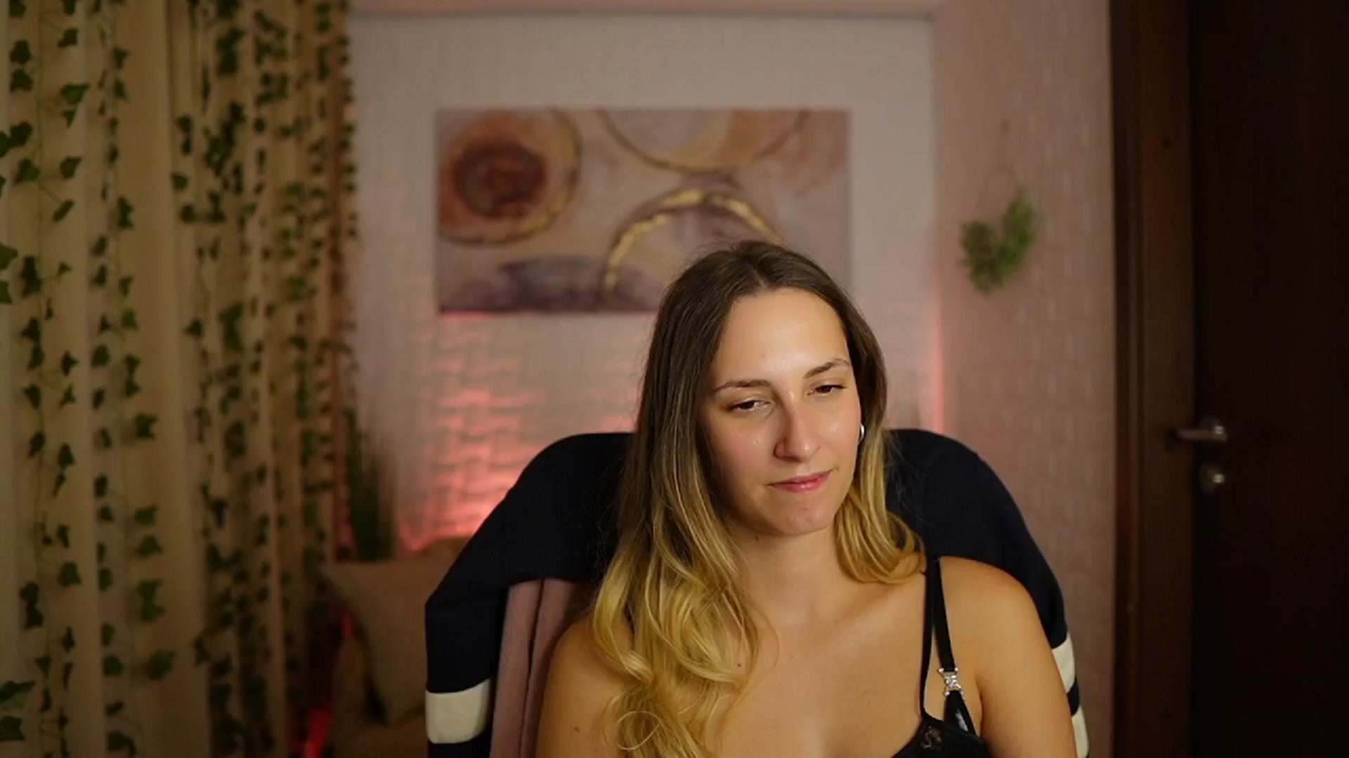 Gallery image thumbnail from Agatha_Vega's myfreecams stream on, 10/07/2024, 21:43 image 18 of 20