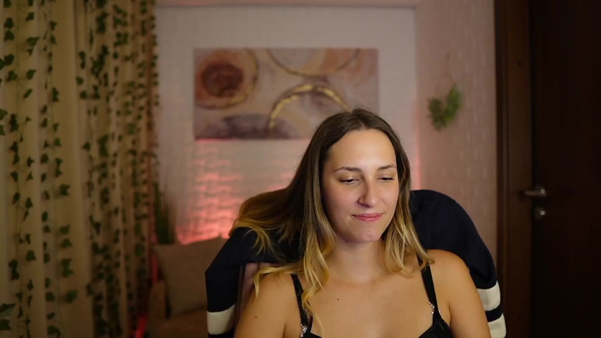 Gallery image thumbnail from Agatha_Vega's myfreecams stream on, 10/07/2024, 21:43 image 5 of 20