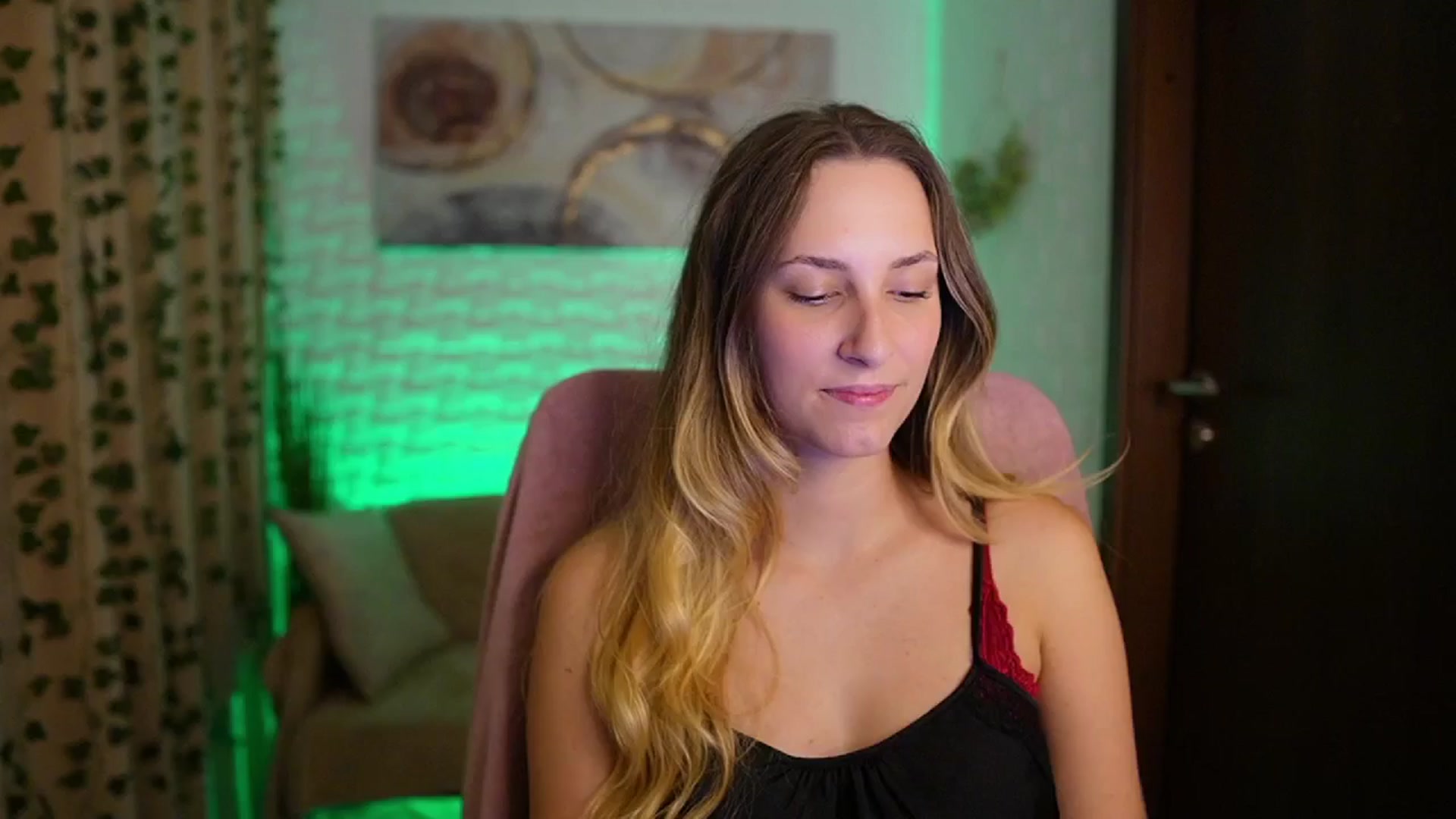 Gallery image thumbnail from Agatha_Vega's myfreecams stream on, 10/09/2024, 20:09 image 1 of 20