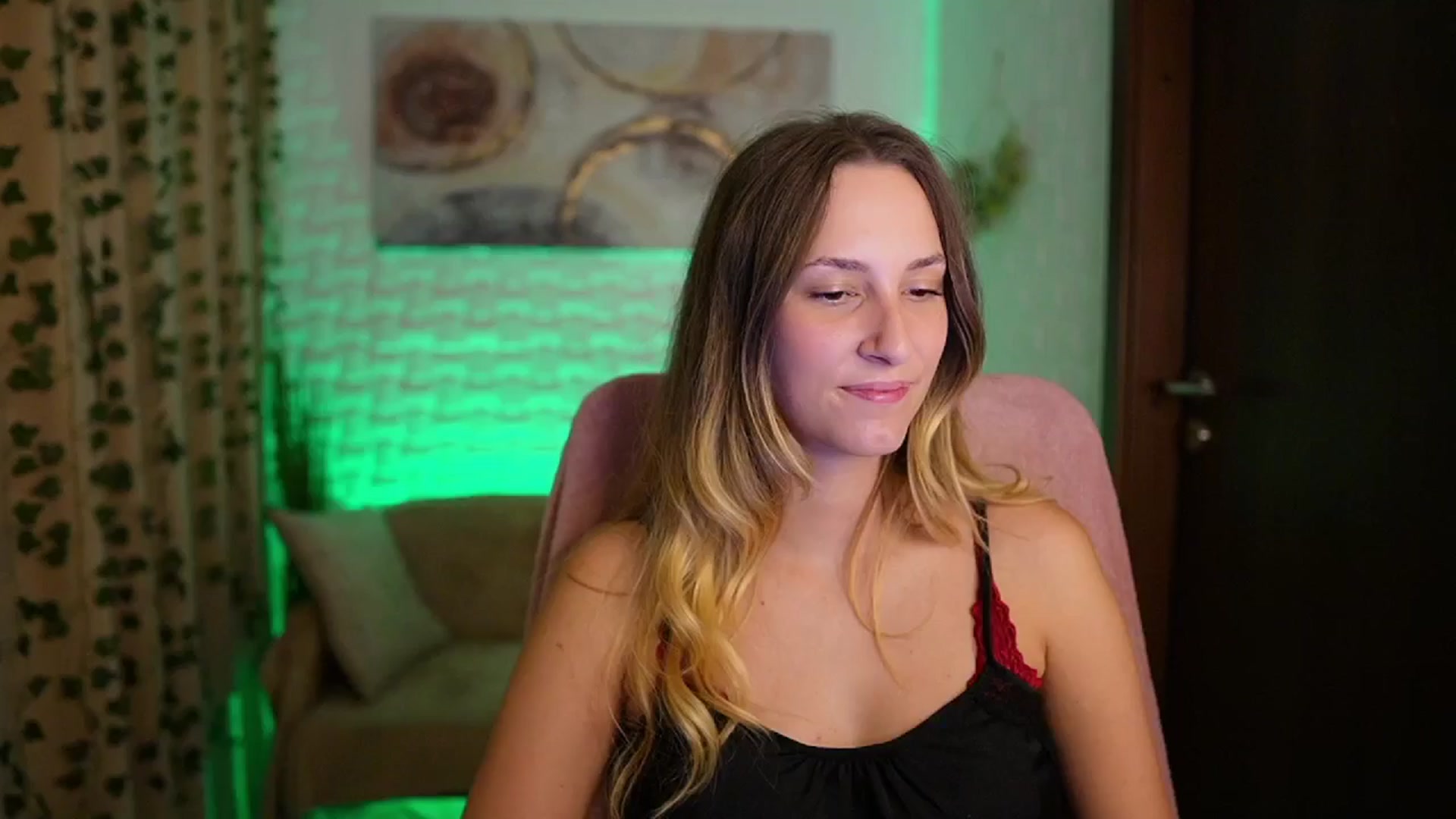 Gallery image thumbnail from Agatha_Vega's myfreecams stream on, 10/09/2024, 20:09 image 9 of 20