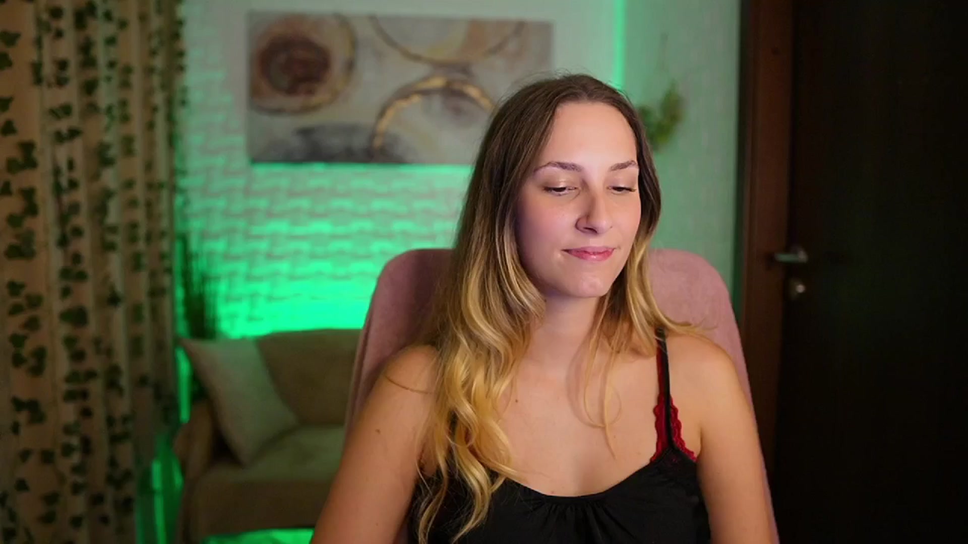 Gallery image thumbnail from Agatha_Vega's myfreecams stream on, 10/09/2024, 20:09 image 7 of 20