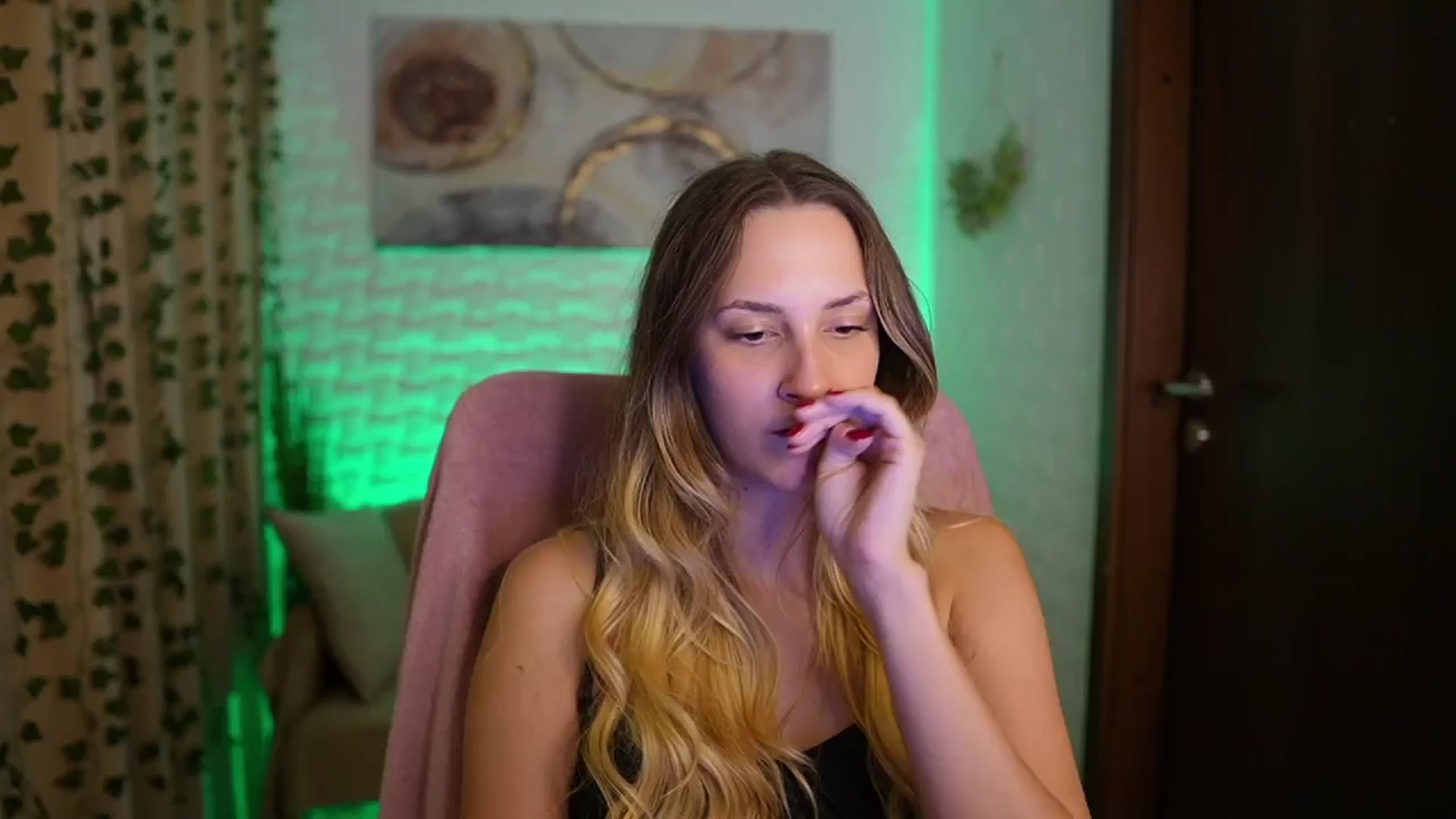 Gallery image thumbnail from Agatha_Vega's myfreecams stream on, 10/09/2024, 21:46 image 11 of 20