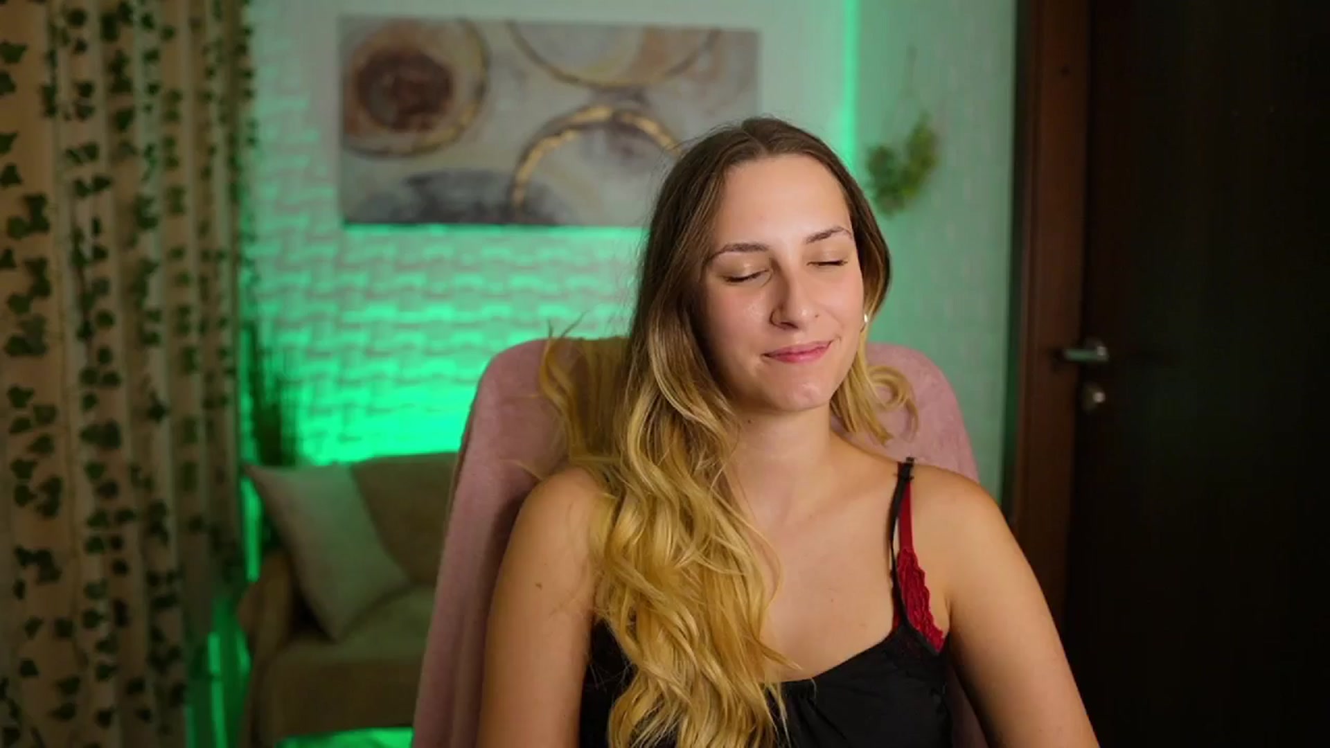 Gallery image thumbnail from Agatha_Vega's myfreecams stream on, 10/09/2024, 21:46 image 4 of 20