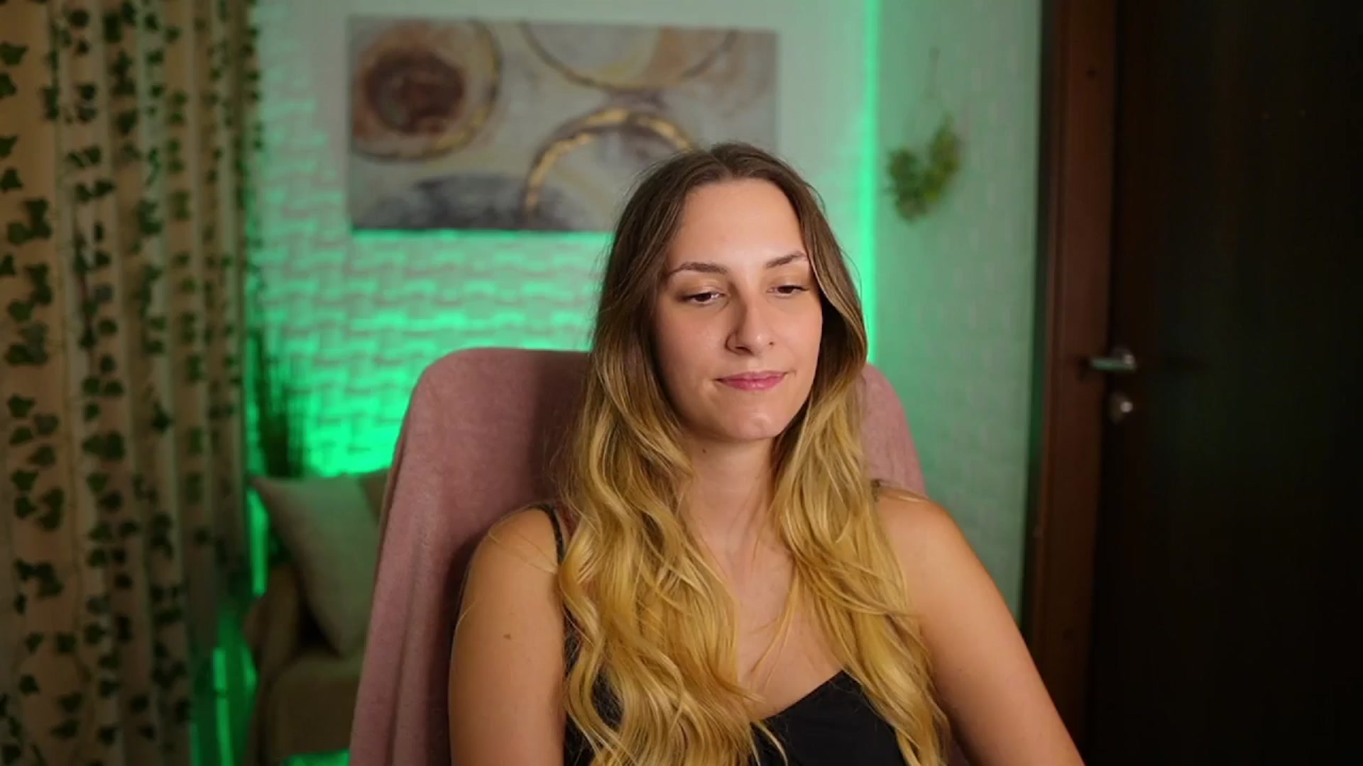 Gallery image thumbnail from Agatha_Vega's myfreecams stream on, 10/09/2024, 21:46 image 13 of 20