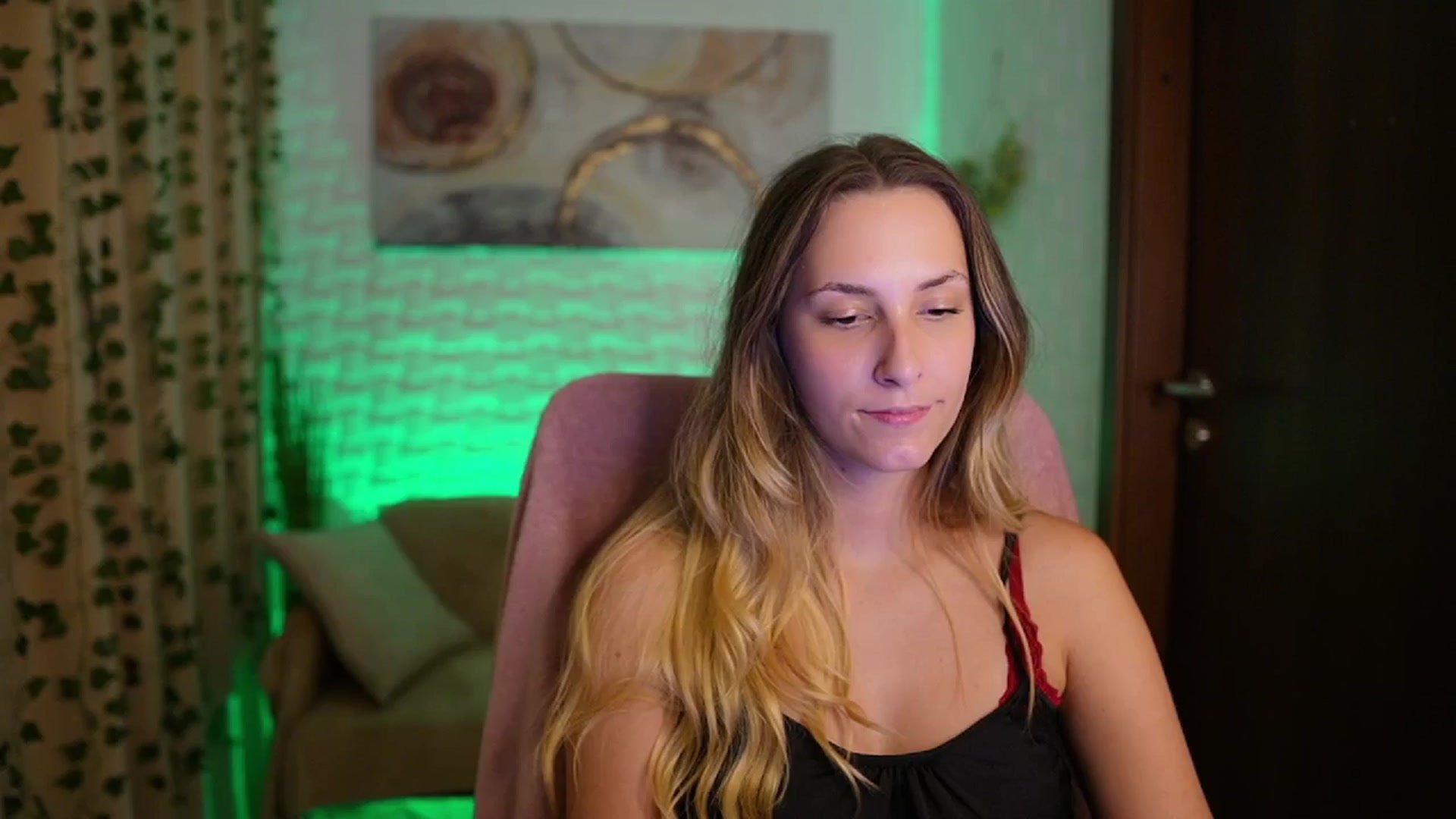 Gallery image thumbnail from Agatha_Vega's myfreecams stream on, 10/09/2024, 21:46 image 19 of 20