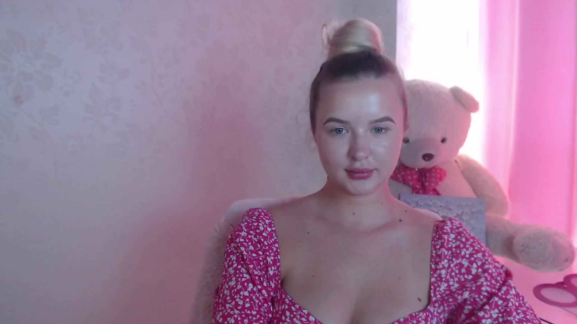 Gallery image thumbnail from AgentBlonde's myfreecams stream on, 07/17/2024, 08:52 image 9 of 20