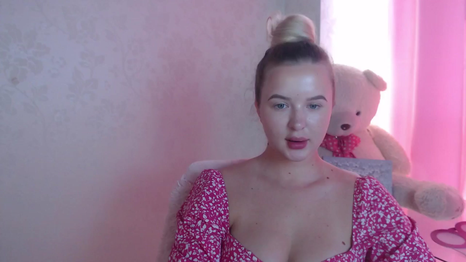 Gallery image thumbnail from AgentBlonde's myfreecams stream on, 07/17/2024, 08:52 image 5 of 20