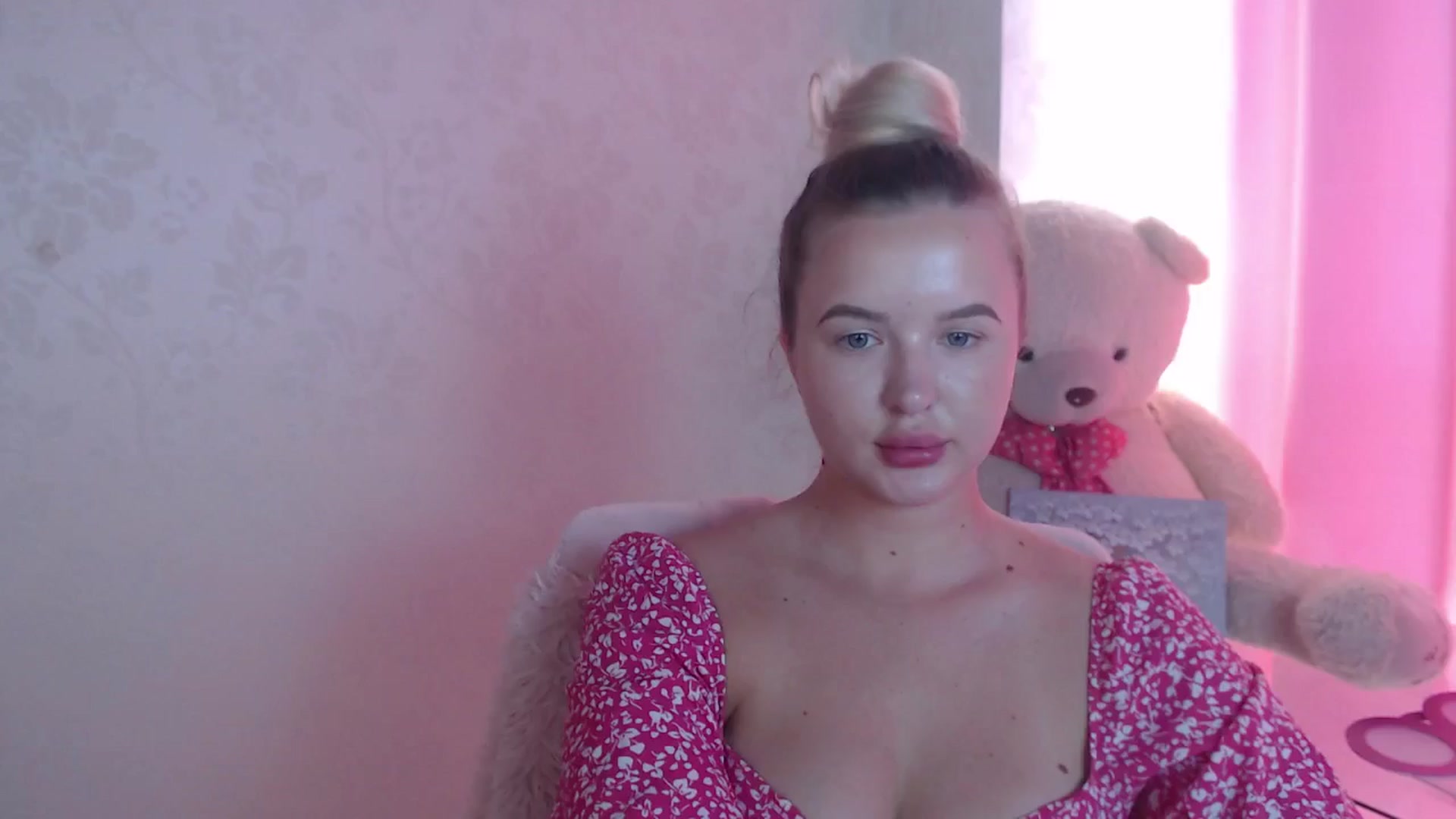 Gallery image thumbnail from AgentBlonde's myfreecams stream on, 07/17/2024, 08:52 image 14 of 20