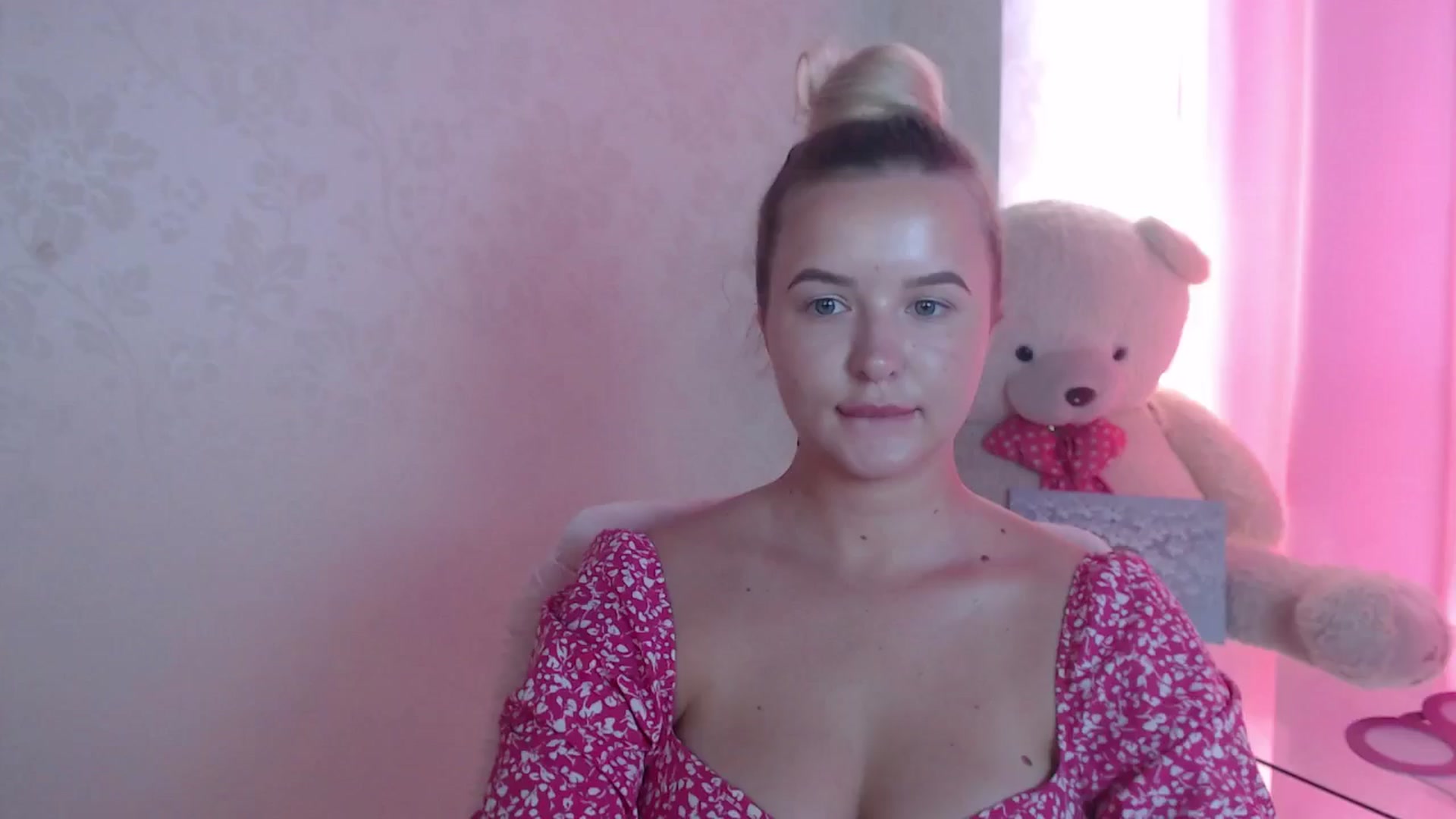 Gallery image thumbnail from AgentBlonde's myfreecams stream on, 07/17/2024, 08:52 image 8 of 20
