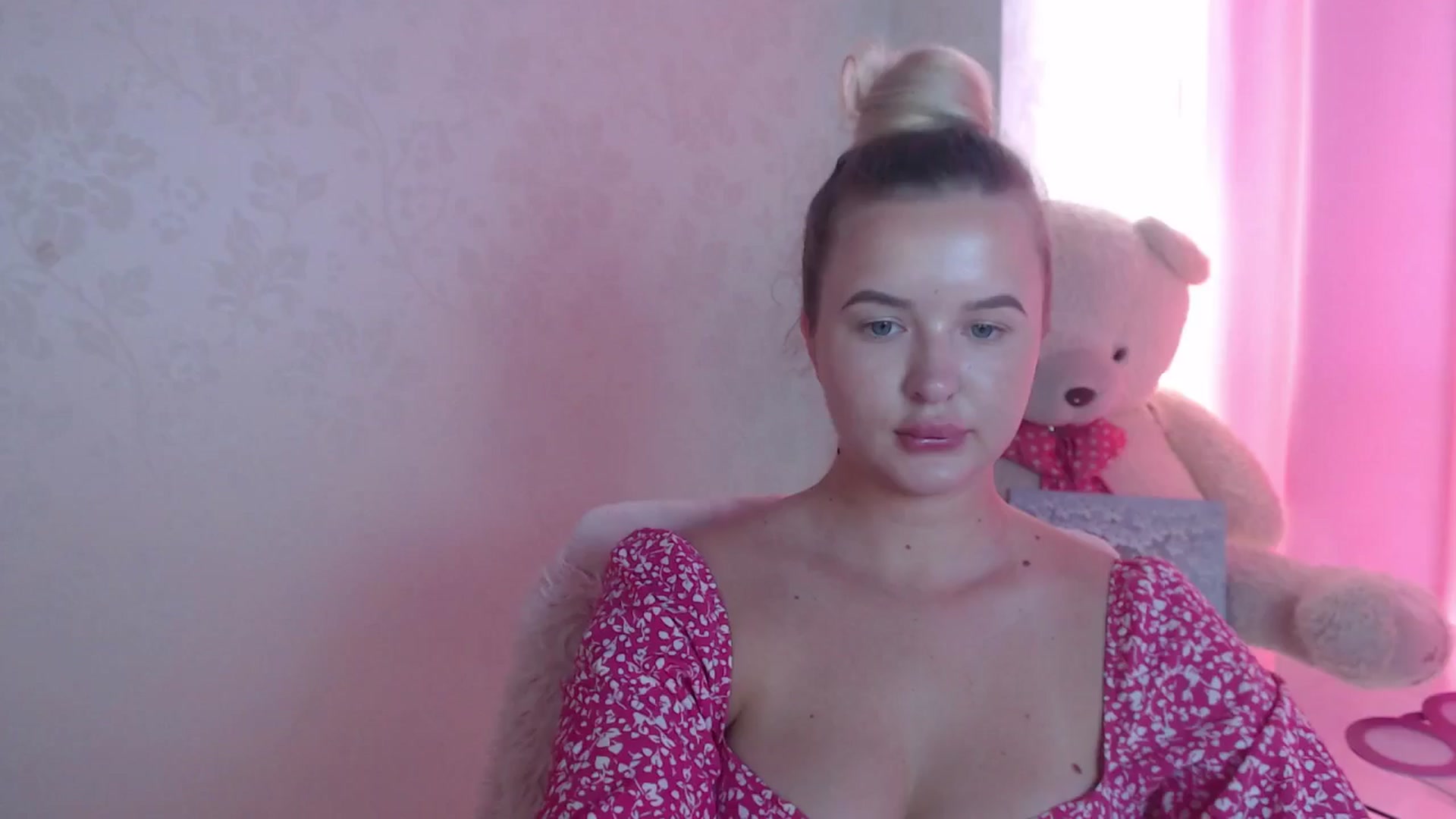 Gallery image thumbnail from AgentBlonde's myfreecams stream on, 07/17/2024, 08:52 image 10 of 20