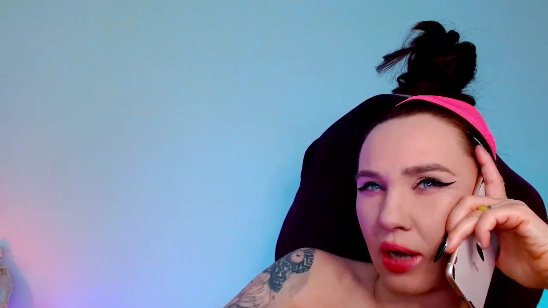 Gallery image thumbnail from AgentRabbit's myfreecams stream on, 05/14/2023, 10:59 image 14 of 20
